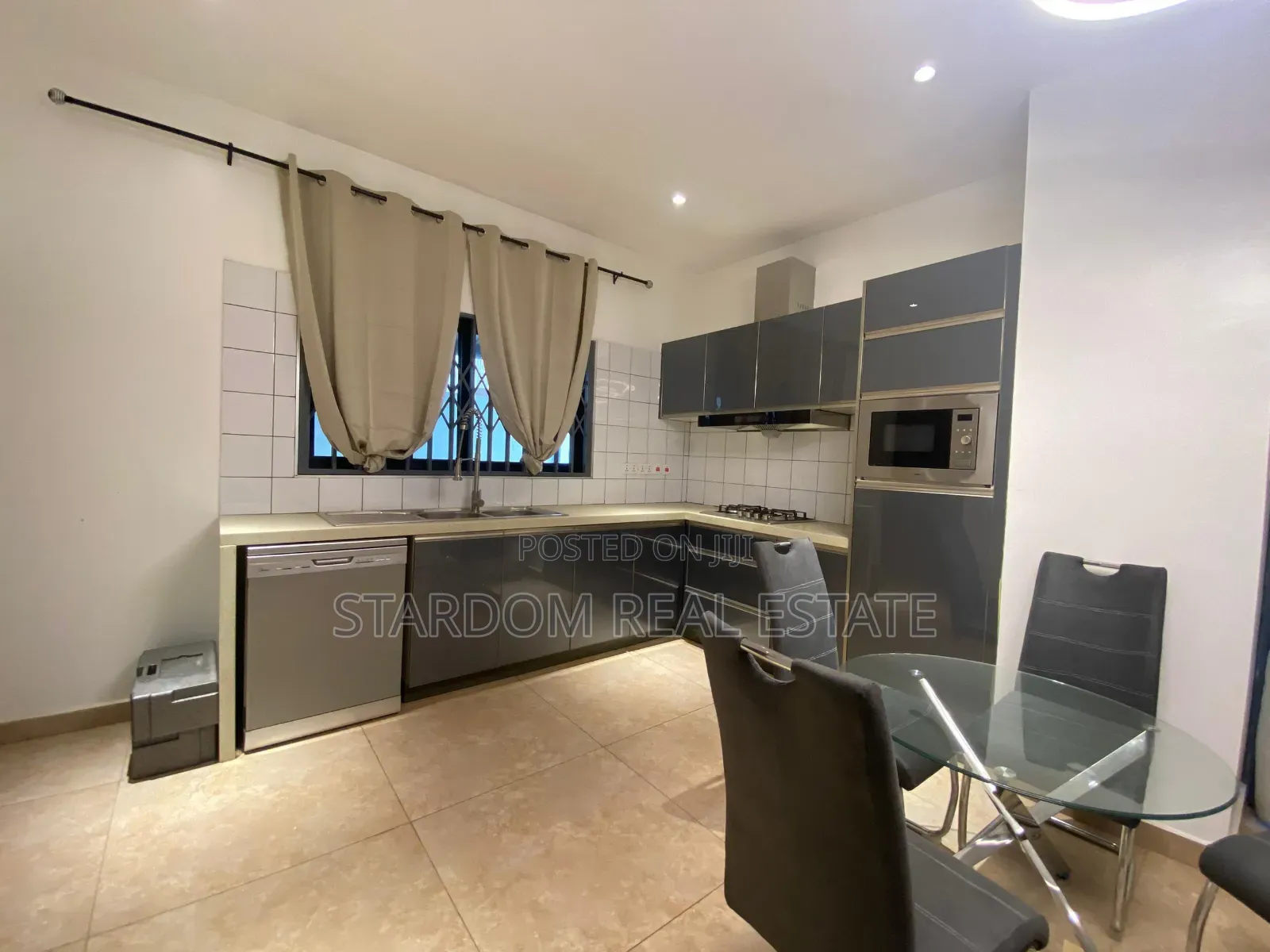 3bdrm Townhouse / Terrace in Agbogba for rent