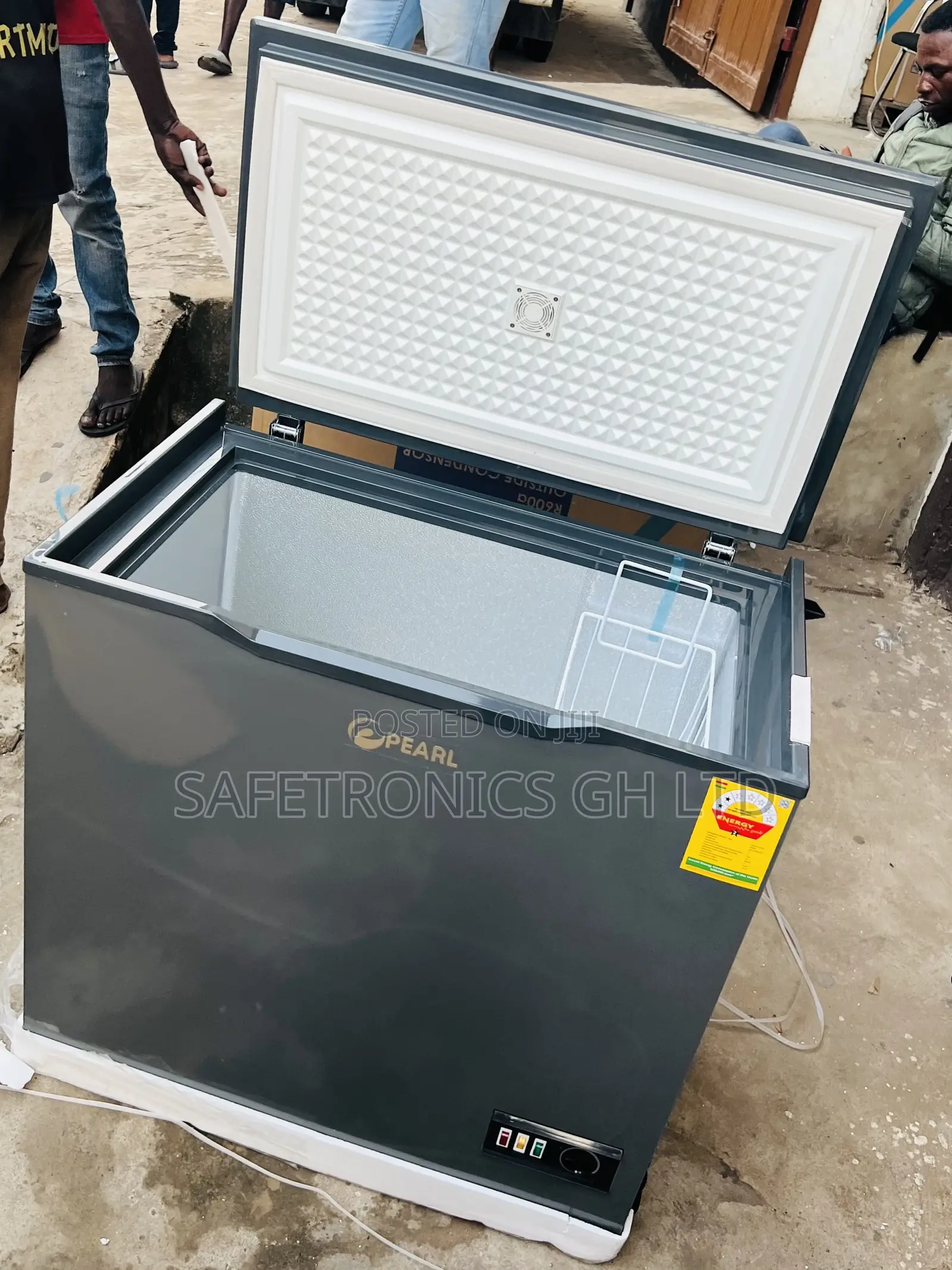 Secure 188l Grey Pearl Singledoor PCF-2305-1a Fast Freezer