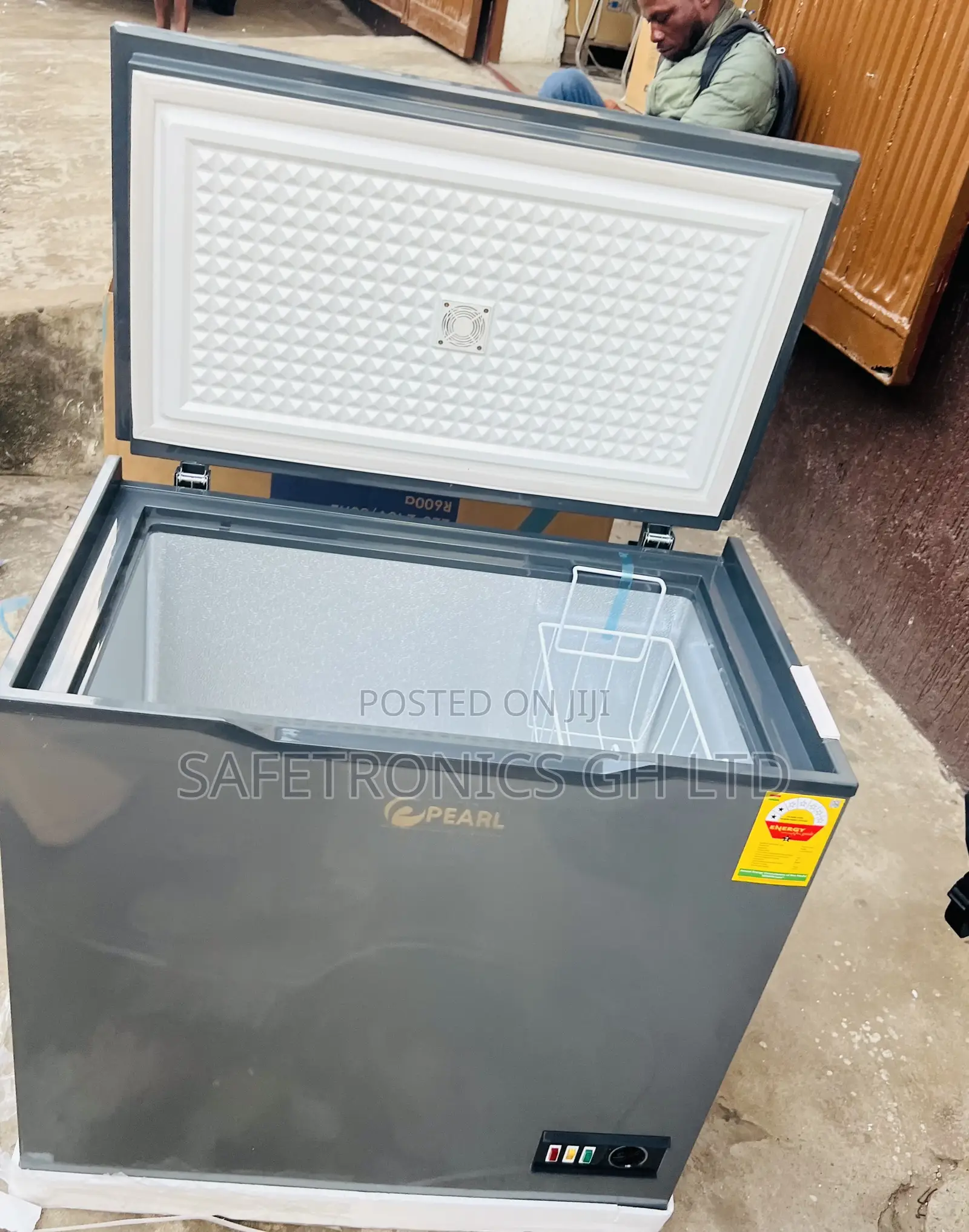 Sealed in Box (Grey) Pearl PCF-2305-1a Singledoor Freezer