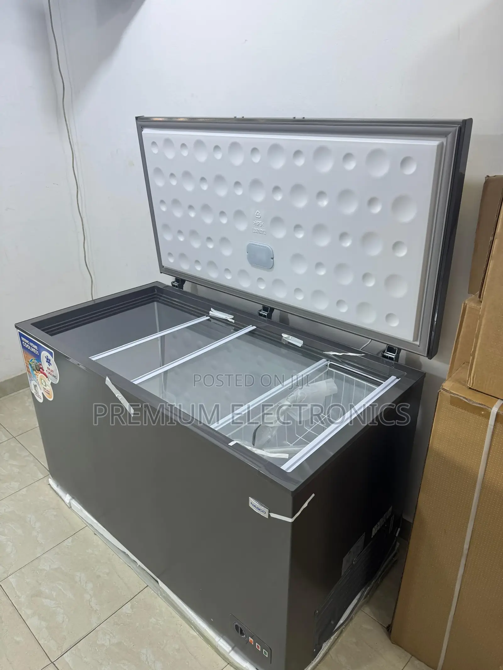 Nasco 392ltrs | Sliding Inner Glass Door | Chest Freezer. 3 Star