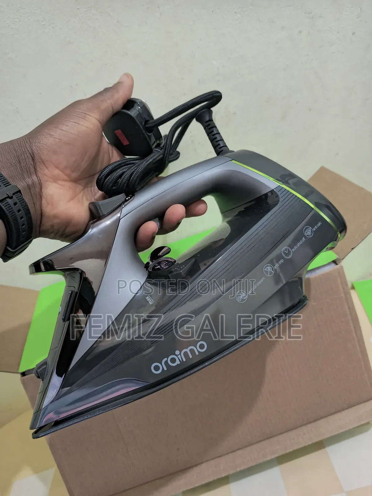 Oraimo Steamcore 2500w Led Display Electric Iron