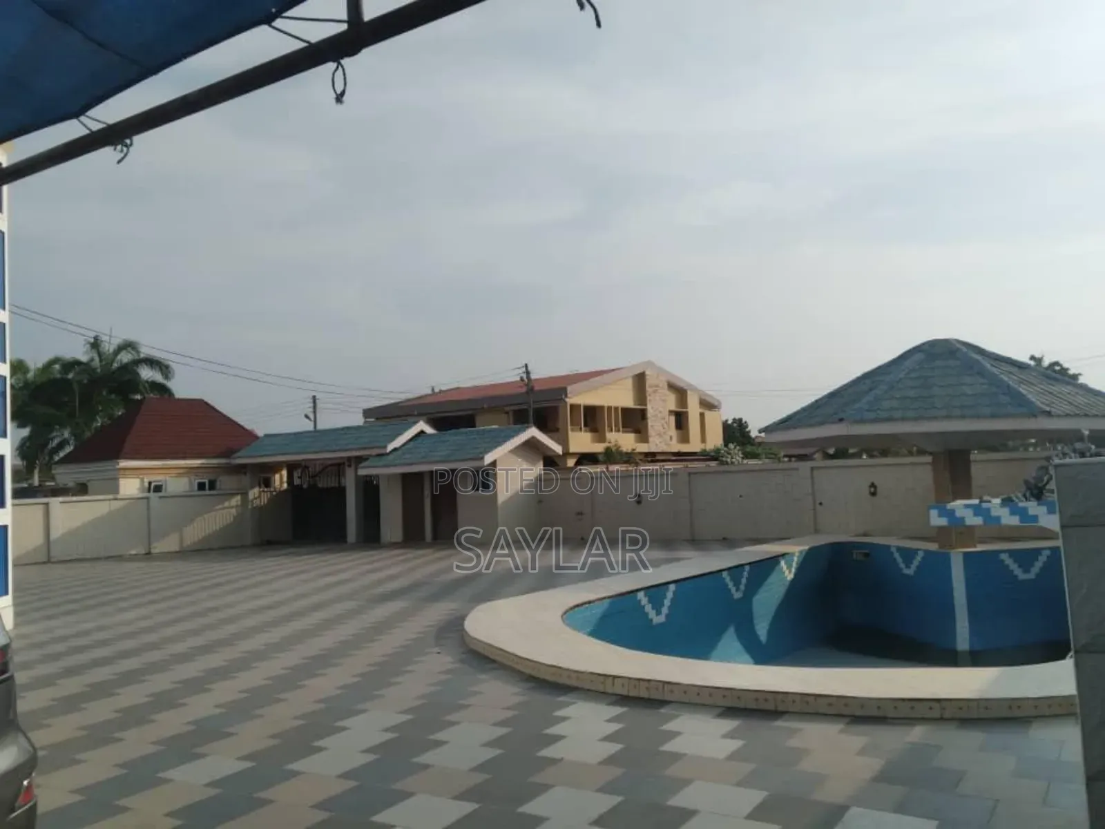 Furnished 5bdrm Duplex in Enjoy Estates, Tema Metropolitan for sale