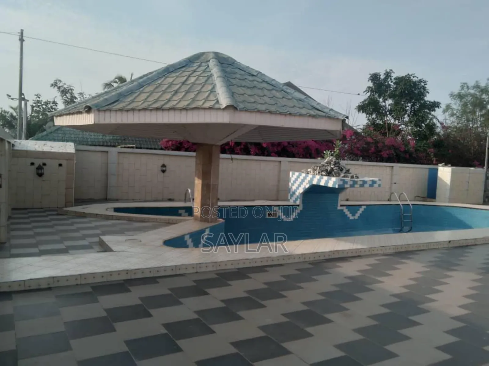 Furnished 5bdrm Duplex in Enjoy Estates, Tema Metropolitan for sale