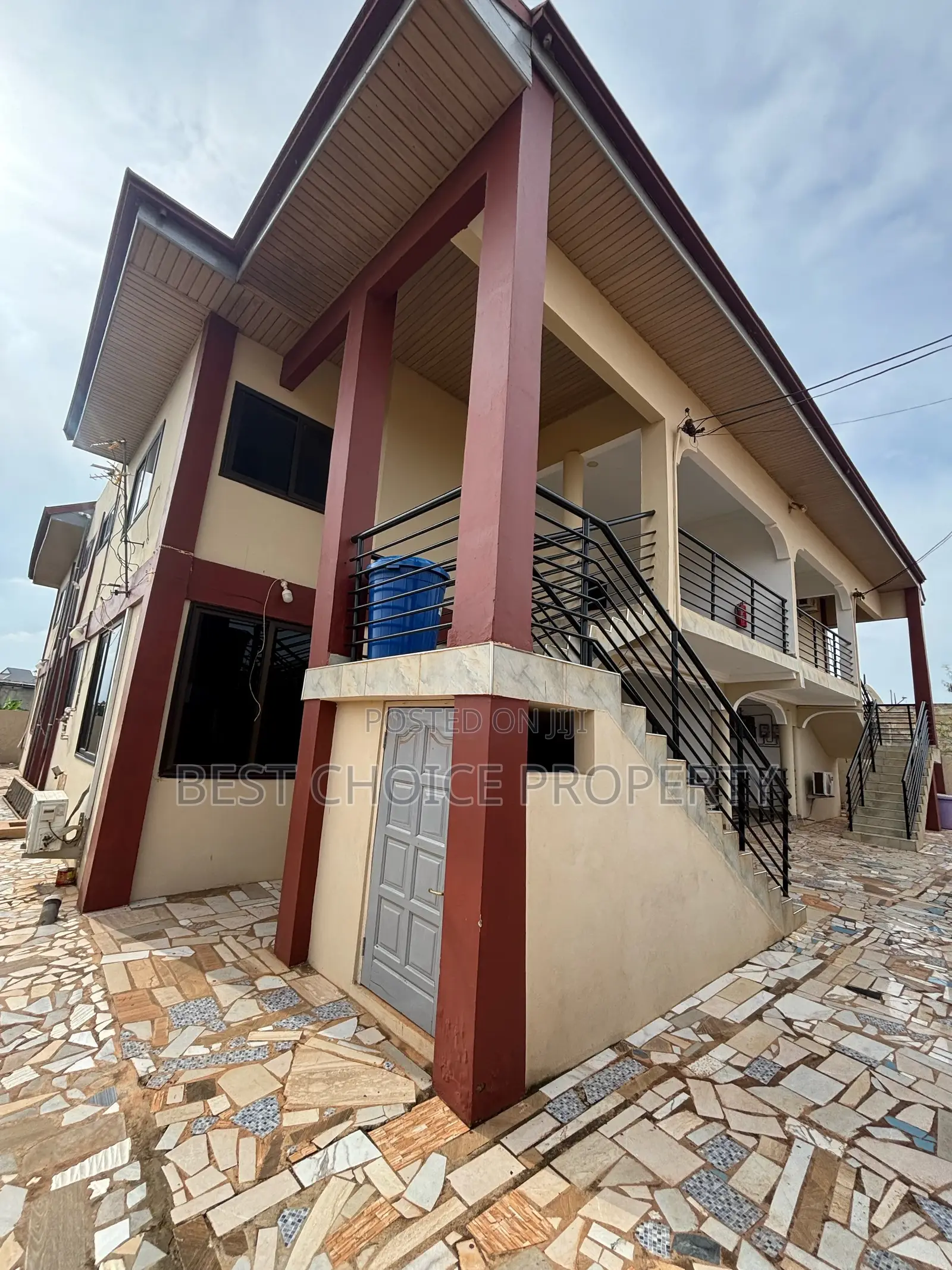 2bdrm Apartment in Lakeside Estate for rent