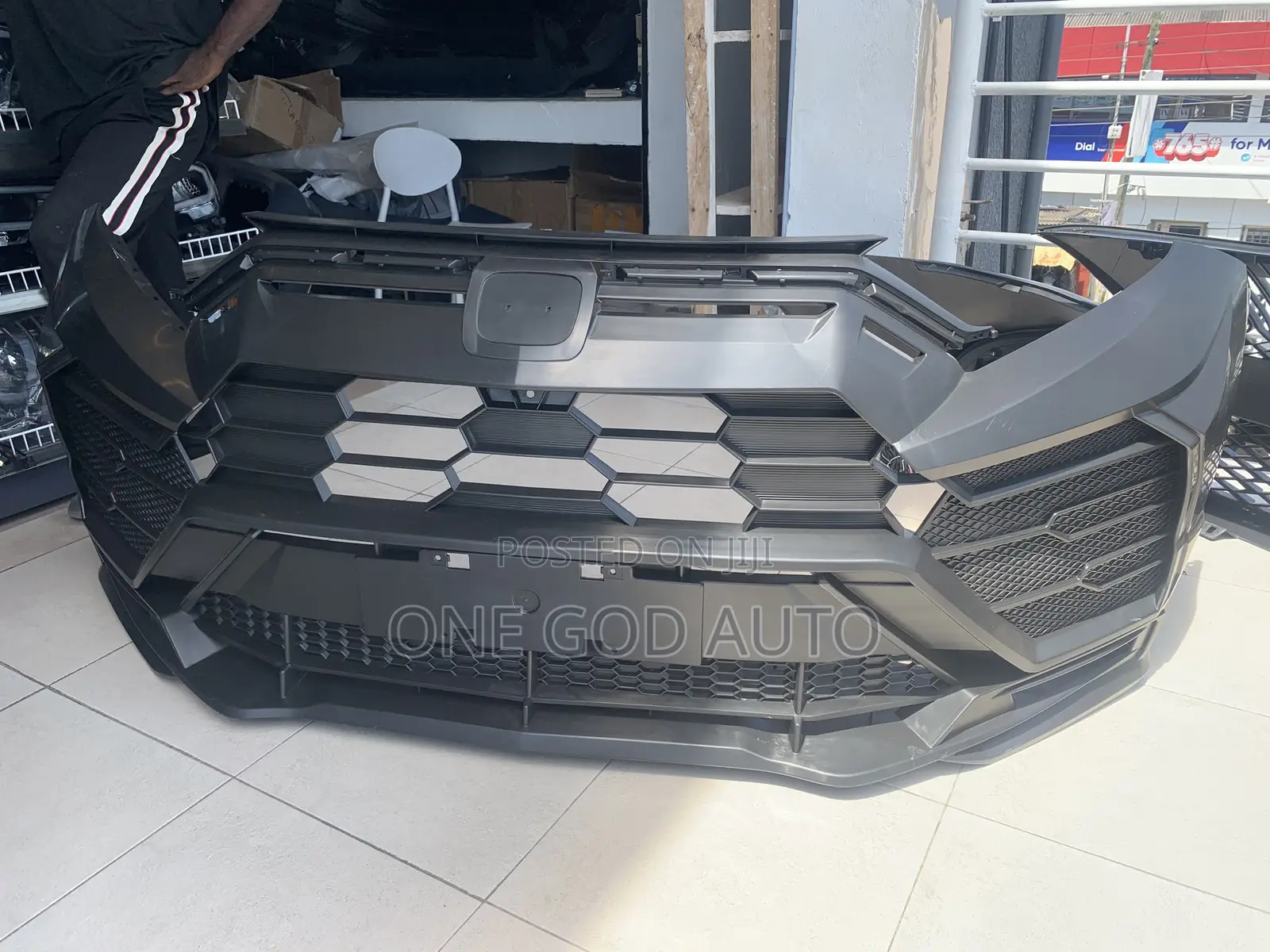 CRV Lamborghini Spec Front Bumper 2017,2018,2019,2020