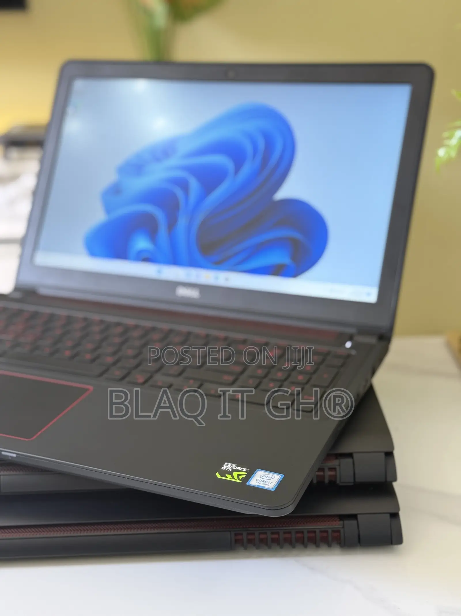 Laptop Dell Inspiron 15 5577 16GB Intel Core i7 HDD+SSD 1T