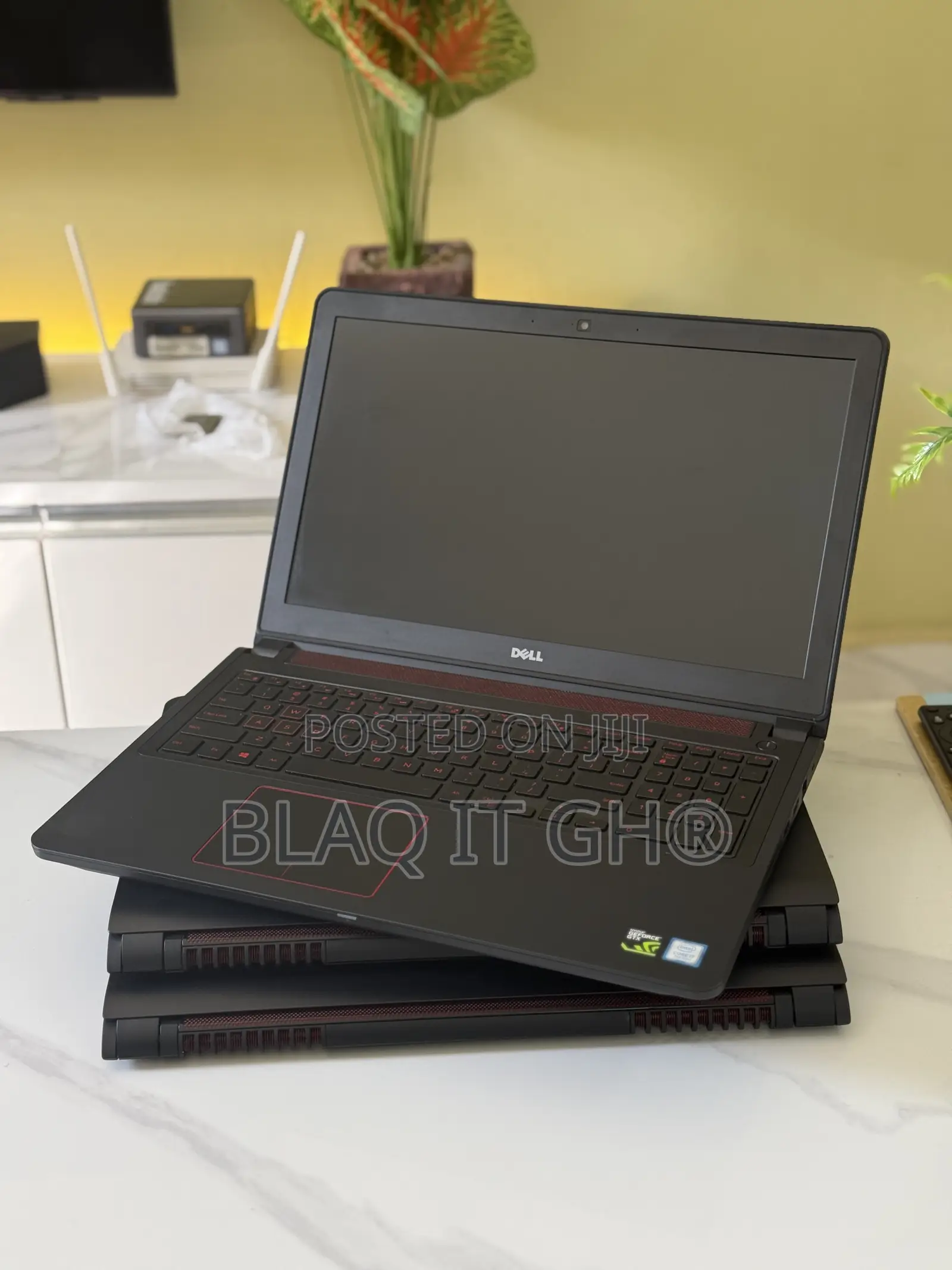 Laptop Dell Inspiron 15 5577 16GB Intel Core i7 HDD+SSD 1T