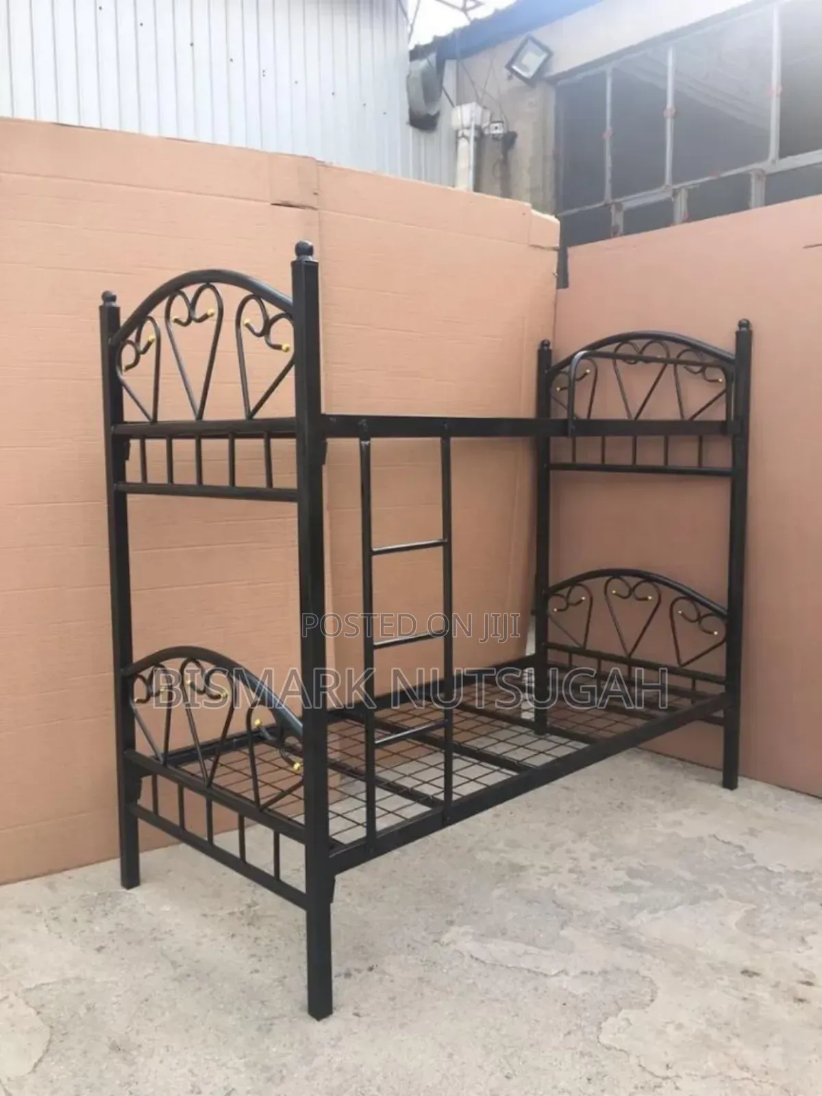 One Half Metallic Bunk Bed