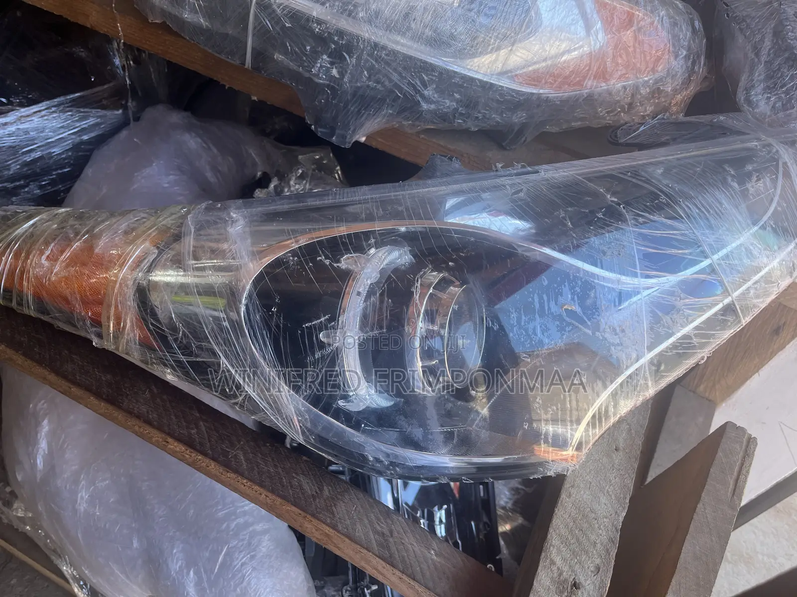 Hyundai Veloster Headlights