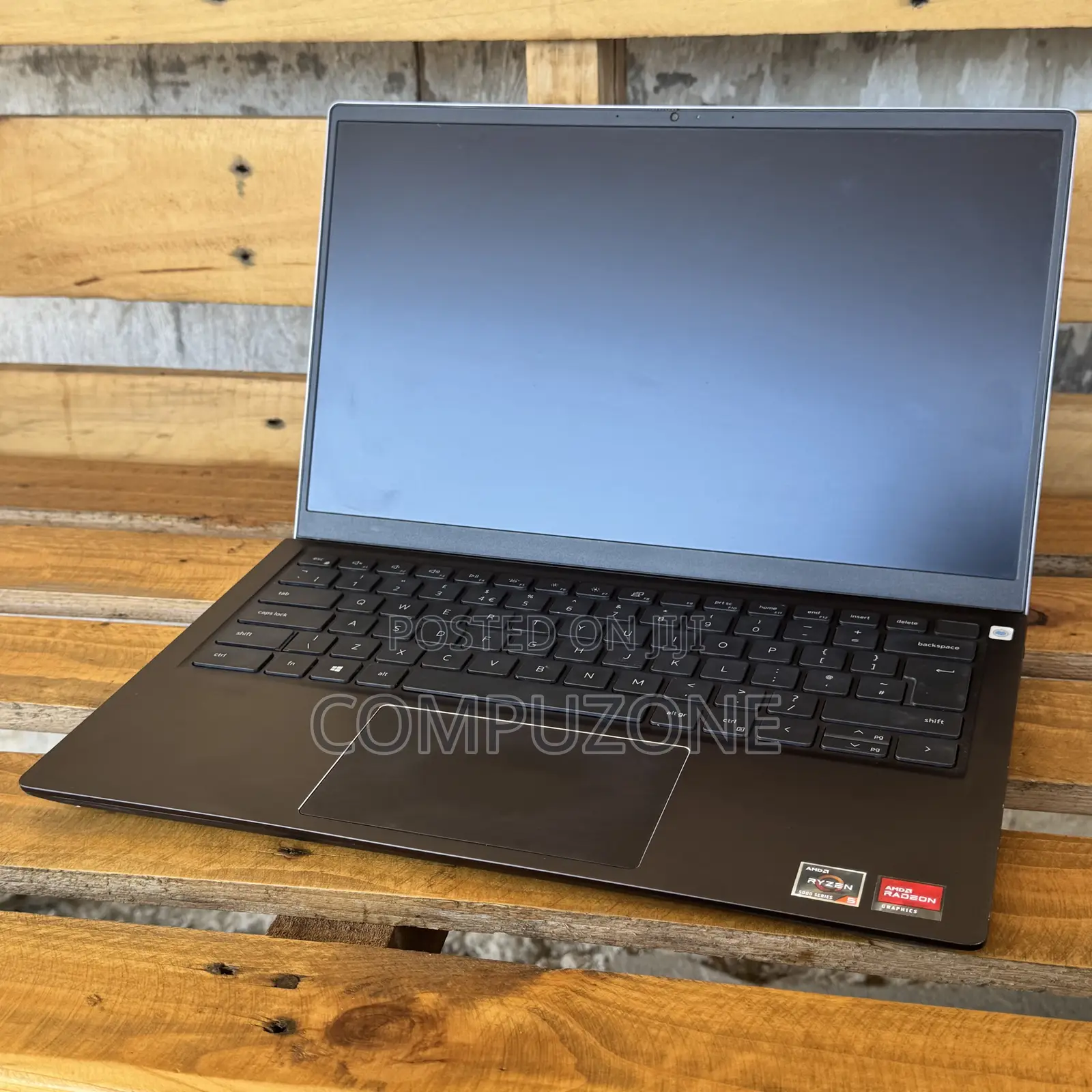 Laptop Dell Vostro 14 5000 8GB AMD Ryzen 5 SSD 256GB