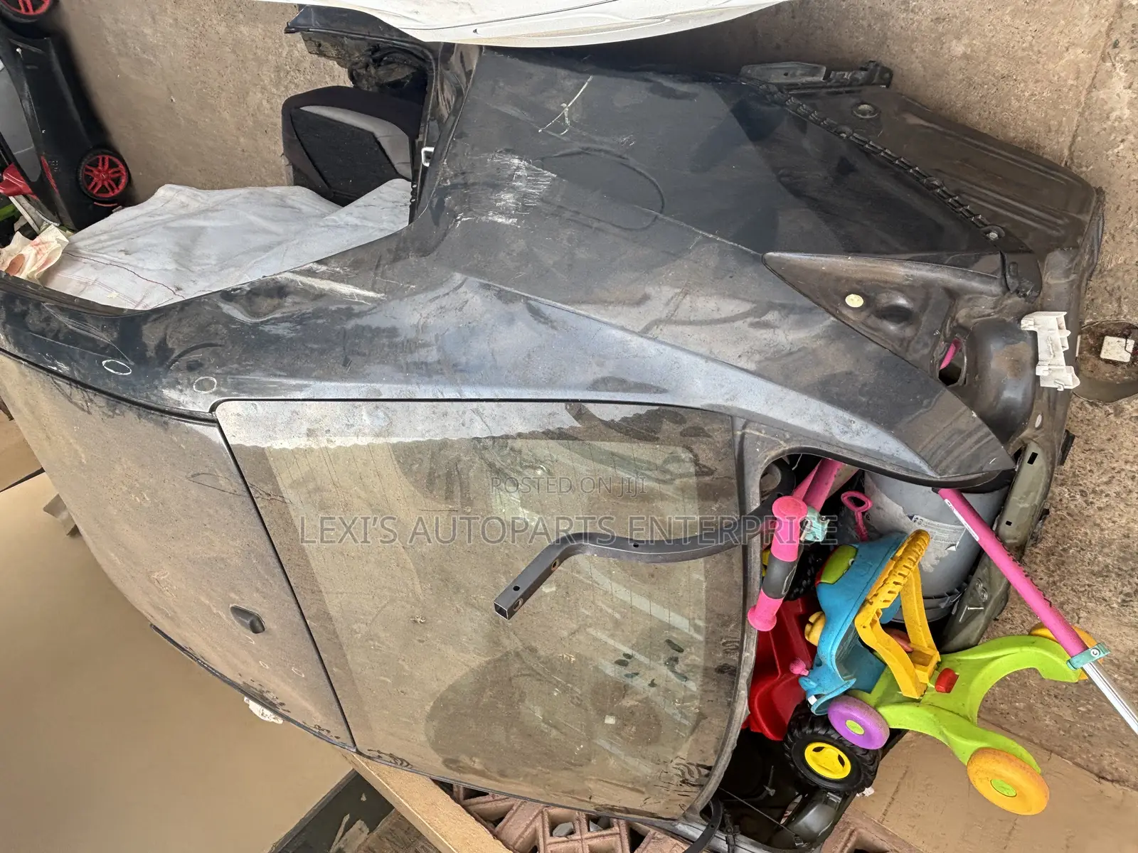 Toyota Corolla 2014,2015,2016,2017,2018, Backcut Available
