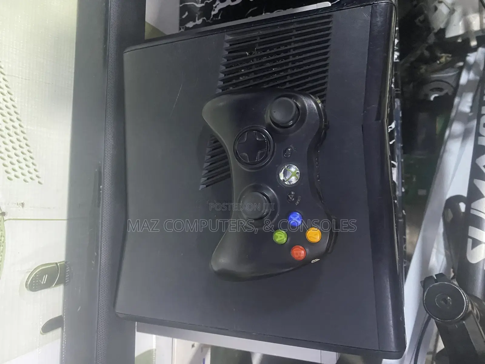 Xbox 360 With 5 Games and Wireless Controller