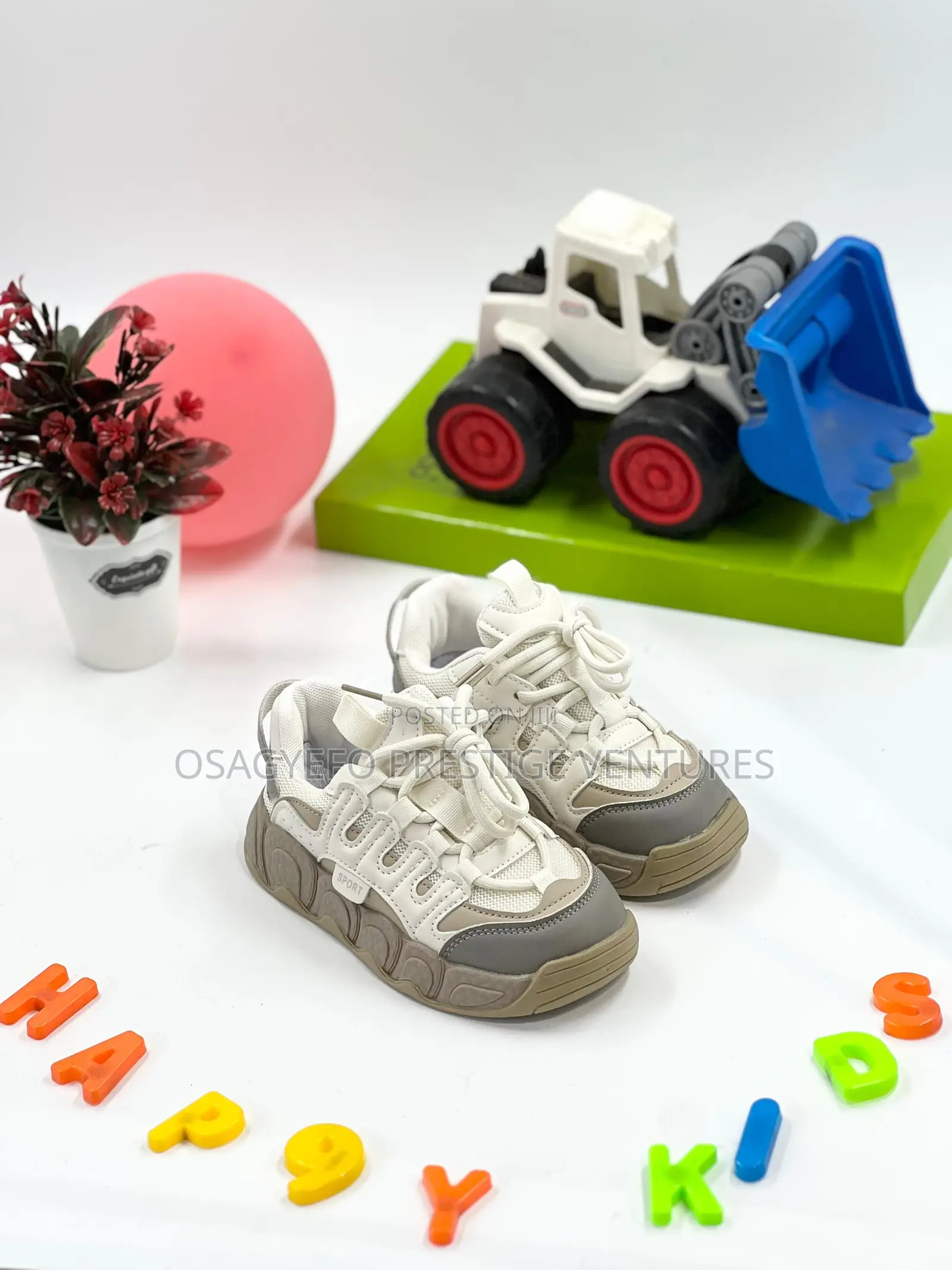 Kids Sneakers, Supreme Quality