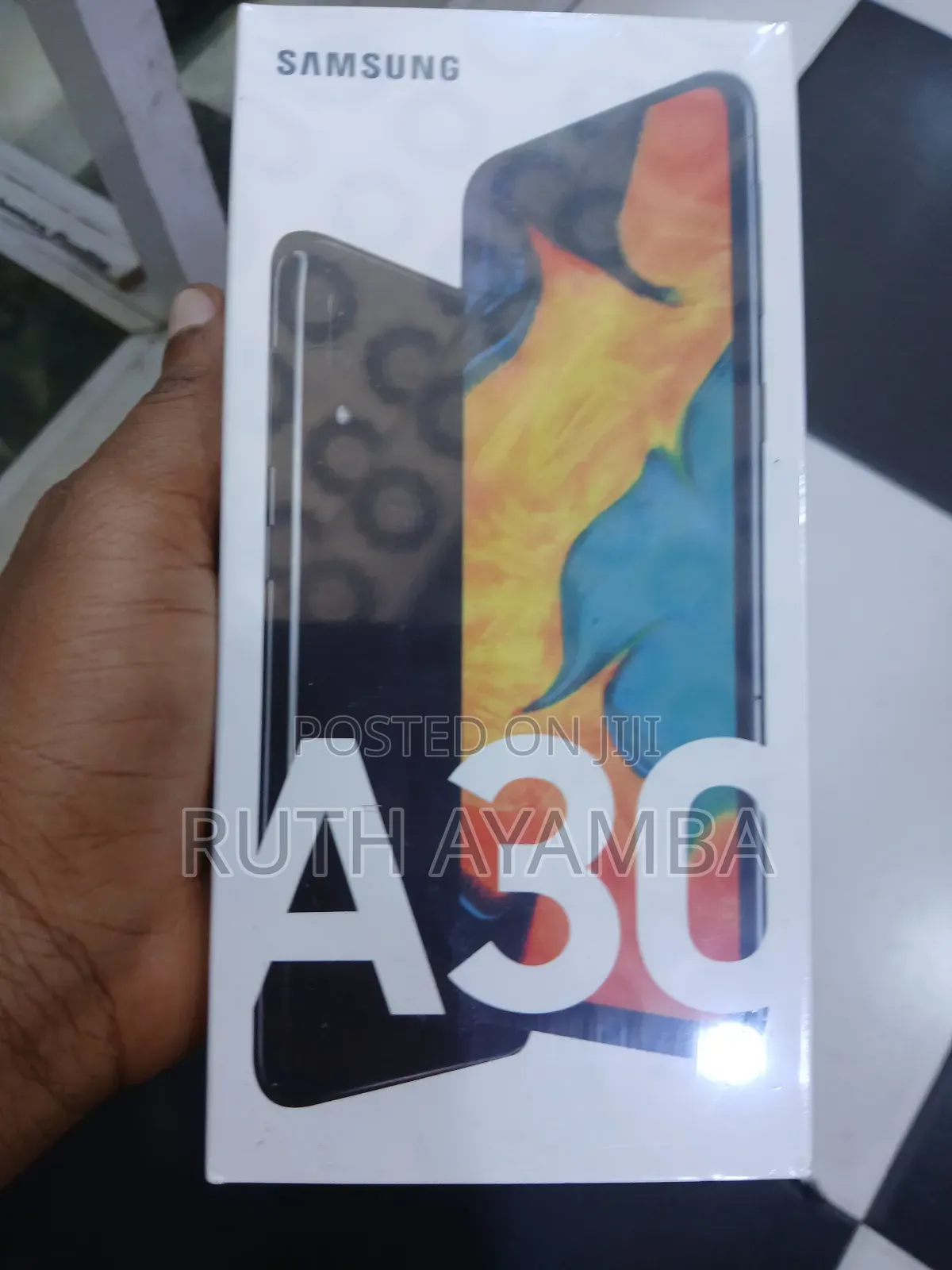 New Samsung Galaxy A30 64 GB Black