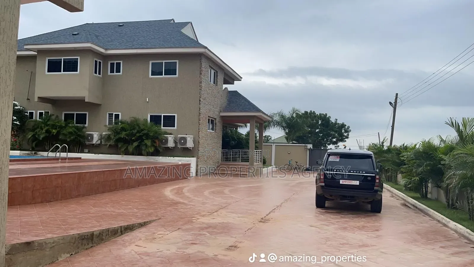 7bdrm House in 7 Bedroom With, Pokuase for sale