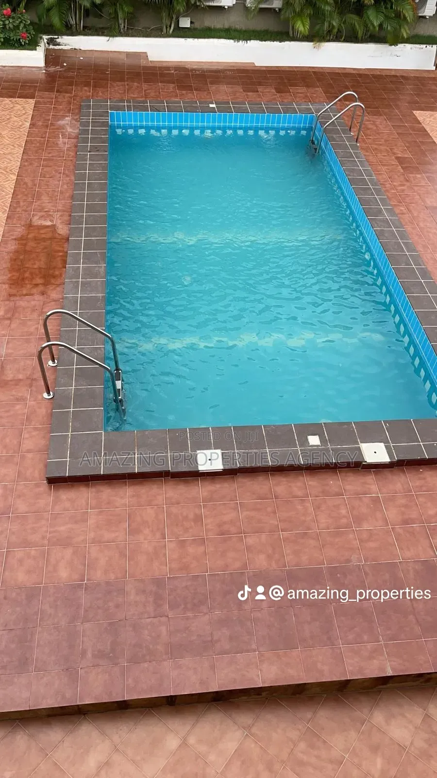 7bdrm House in 7 Bedroom With, Pokuase for sale