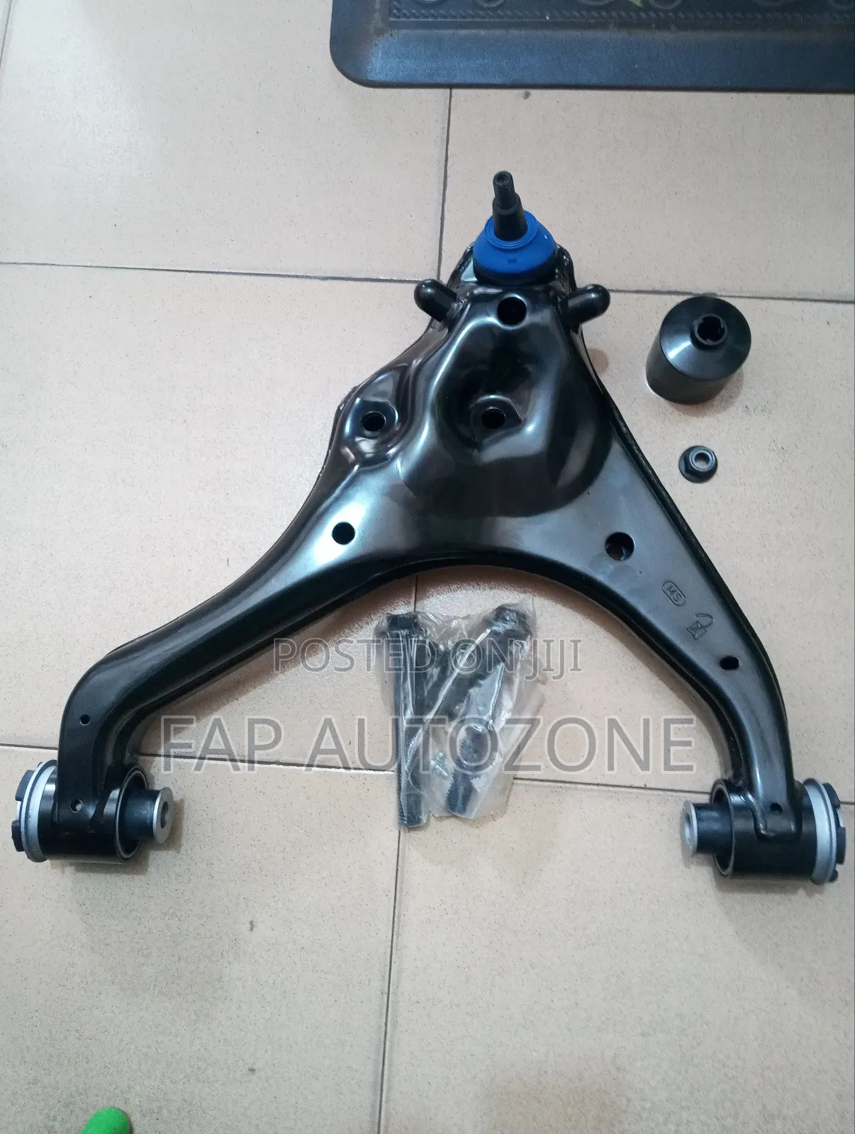 10673. Genuine Ford F150 Complete Control Arm Assembly From USA