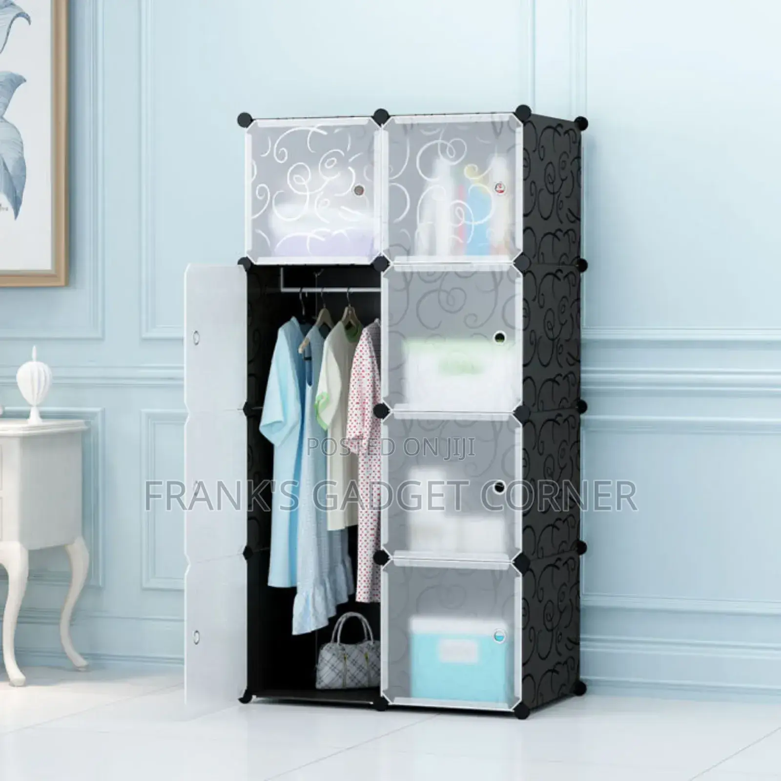 8 Cubes Plastic Wardrobe