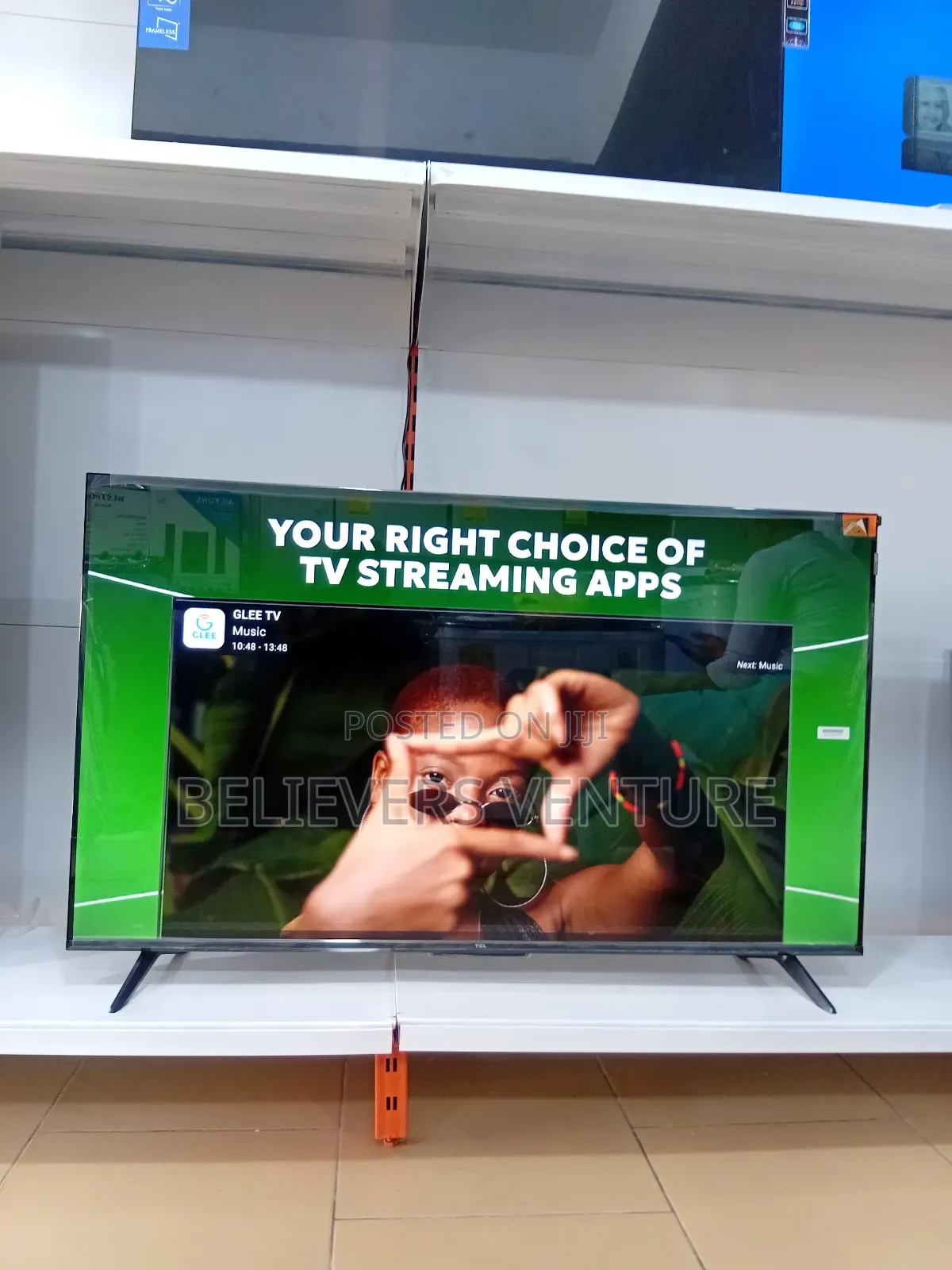 Colour Harmony Resolution Qled Display TCL Smart Tv 32inches
