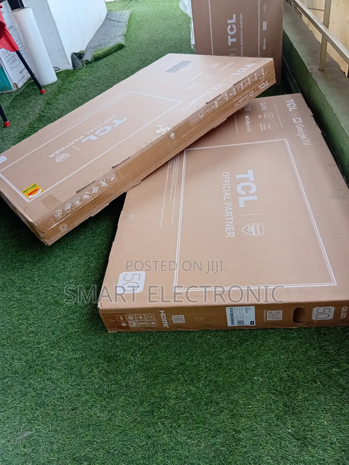 Family Cast Smart TCL 50inches
