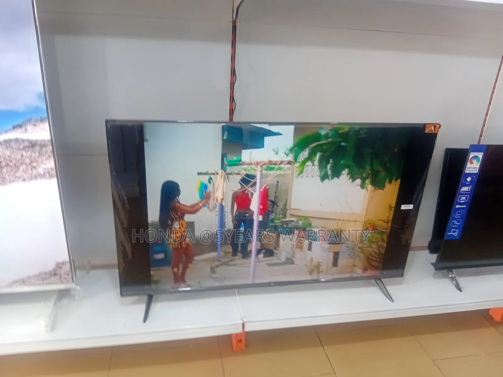 Frameless TCL 43inches Smart Television Smart TCL
