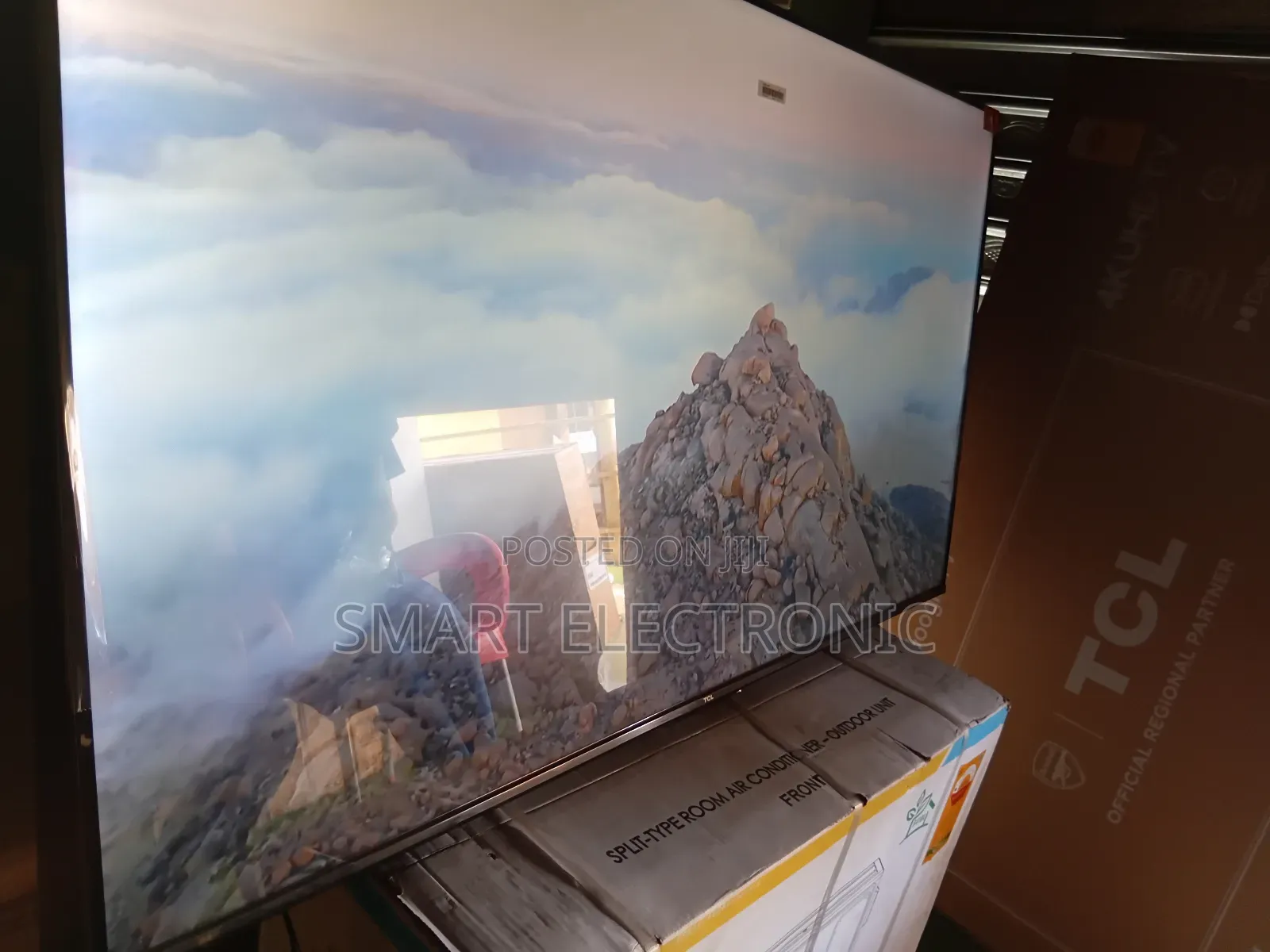 Feel the Deference Smart TCL 55inches