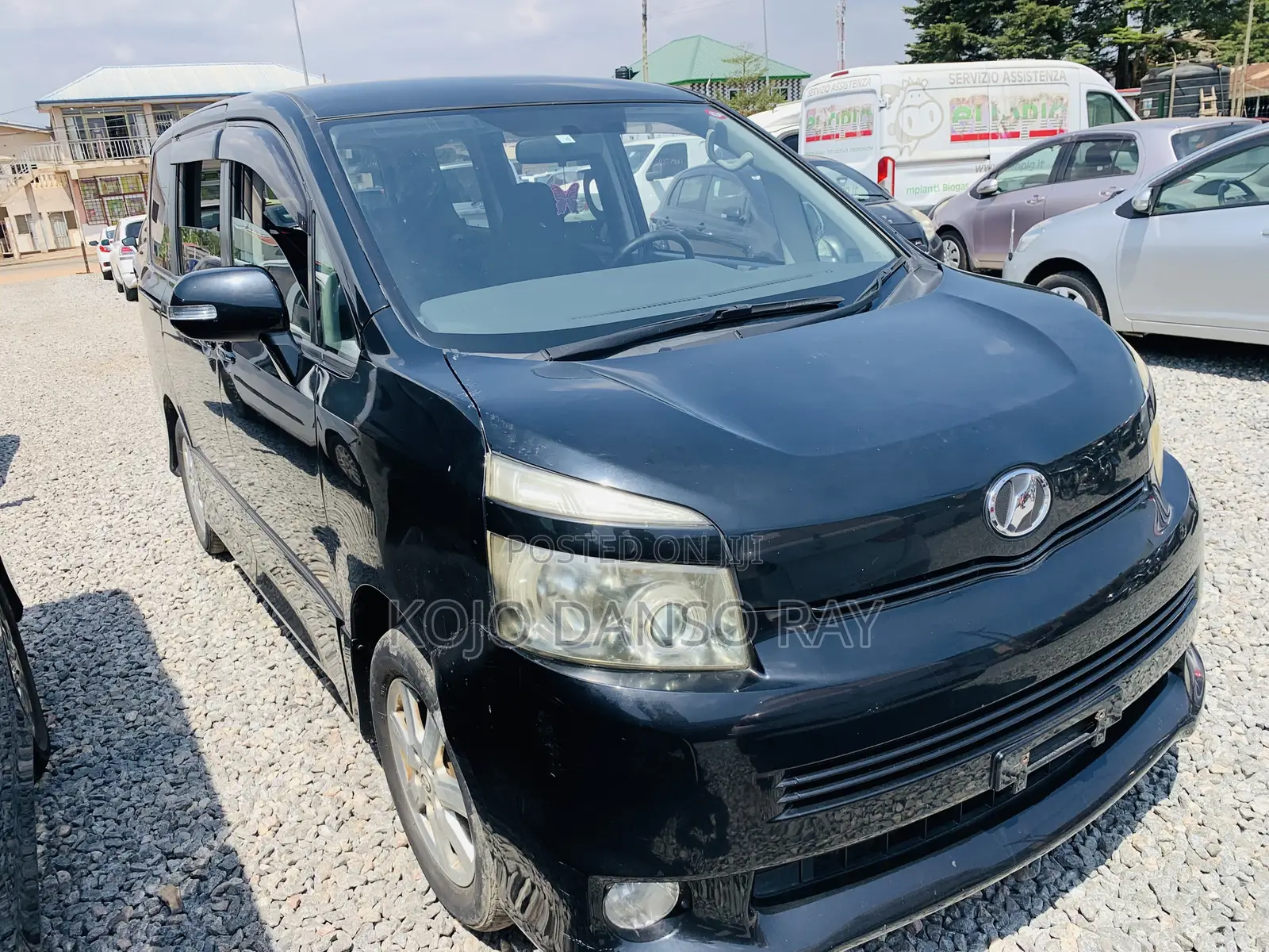 Toyota Voxy 2010 Black