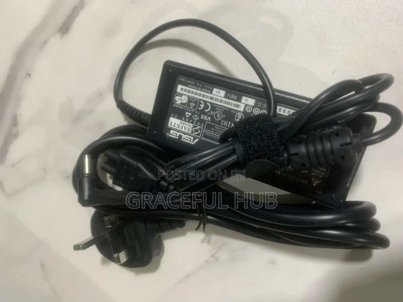 Asus Adapter (19v)