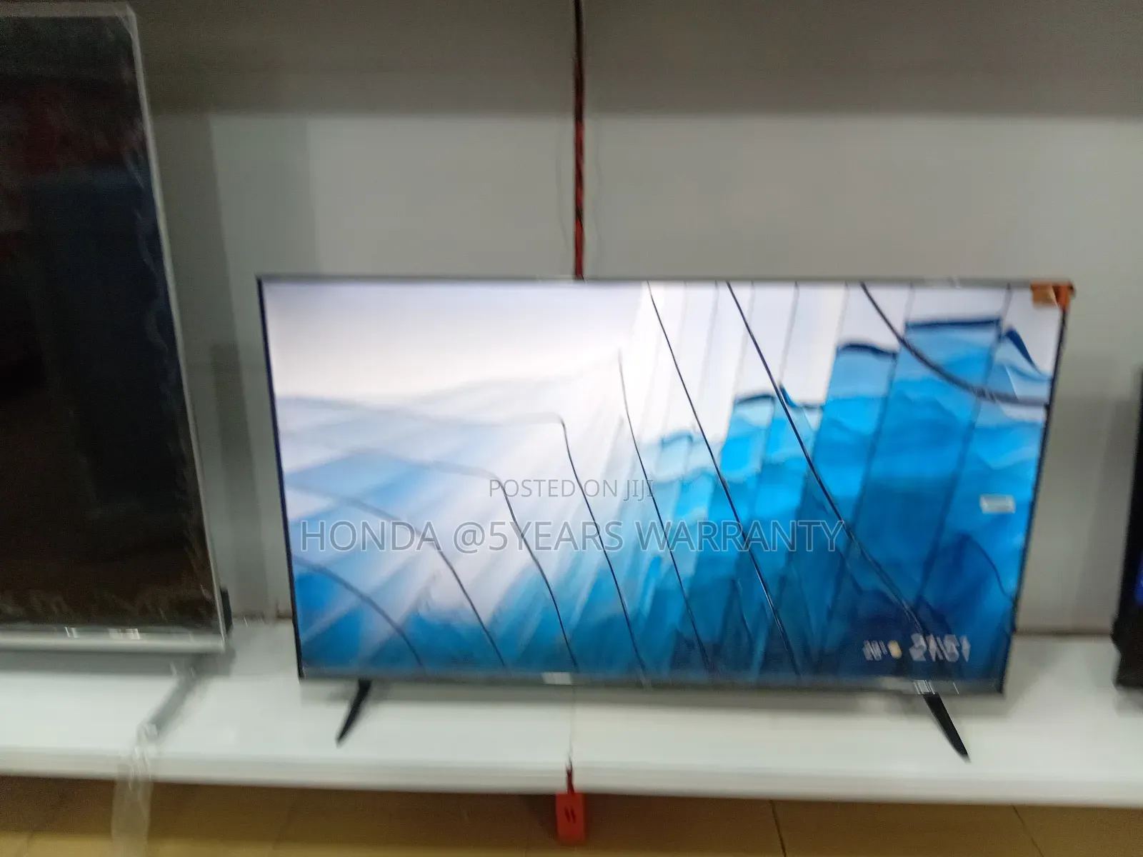 Extra 32inches TCL Smart Television Smart TCL 32inches