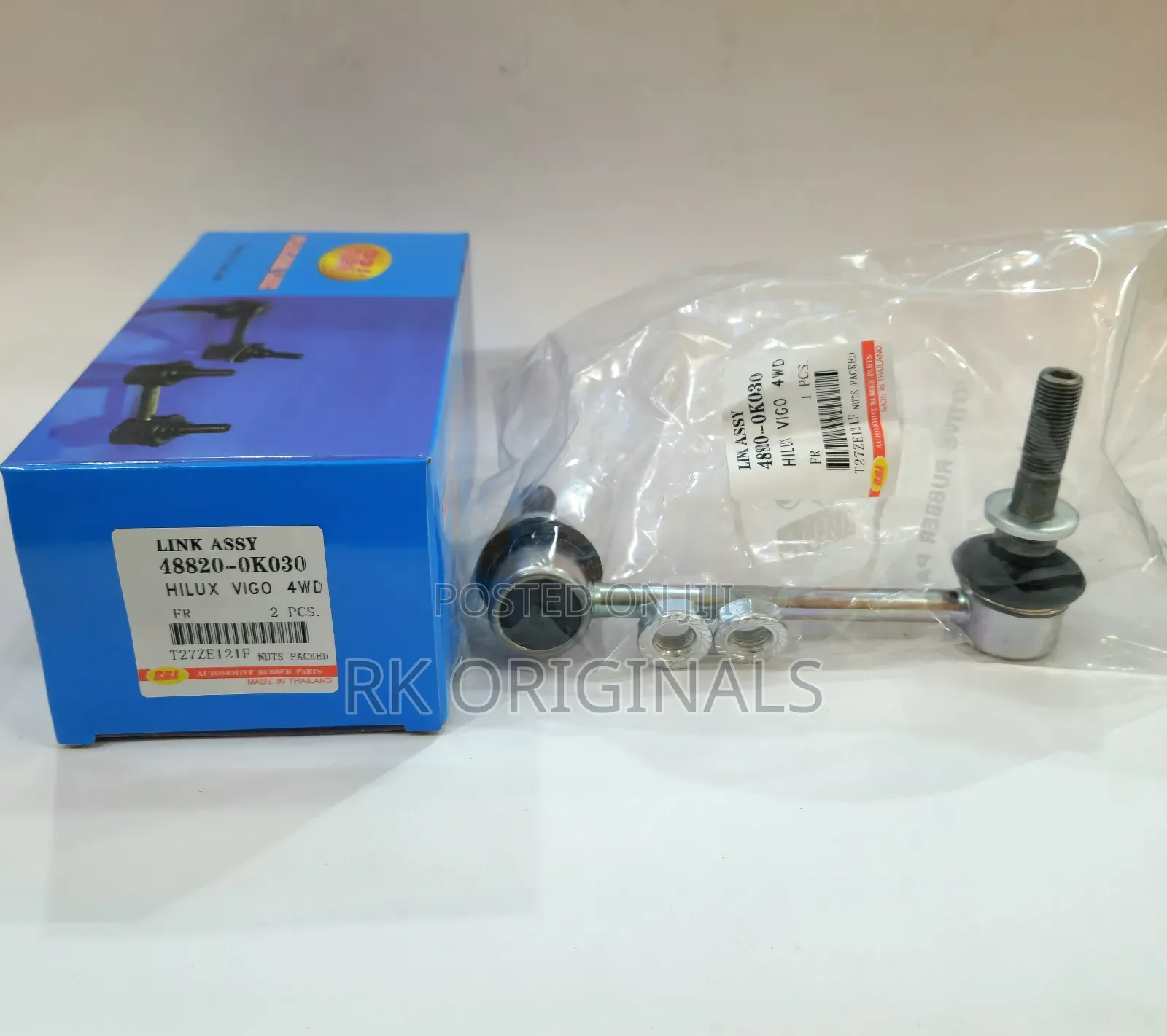 Toyota Hilux/Revo/Vigo 4wd Front Links Imported From Japan🇯🇵