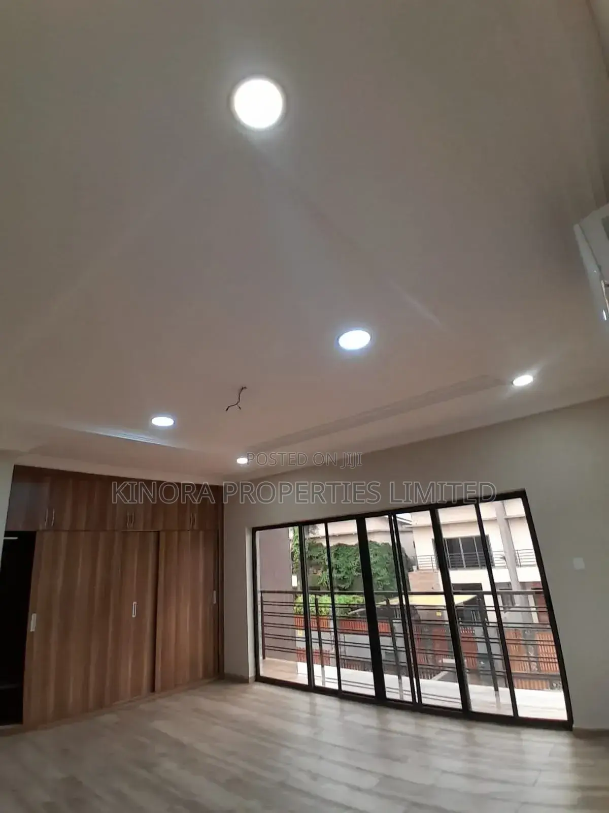 3bdrm Townhouse / Terrace in Adjiganor, Adjiriganor for rent
