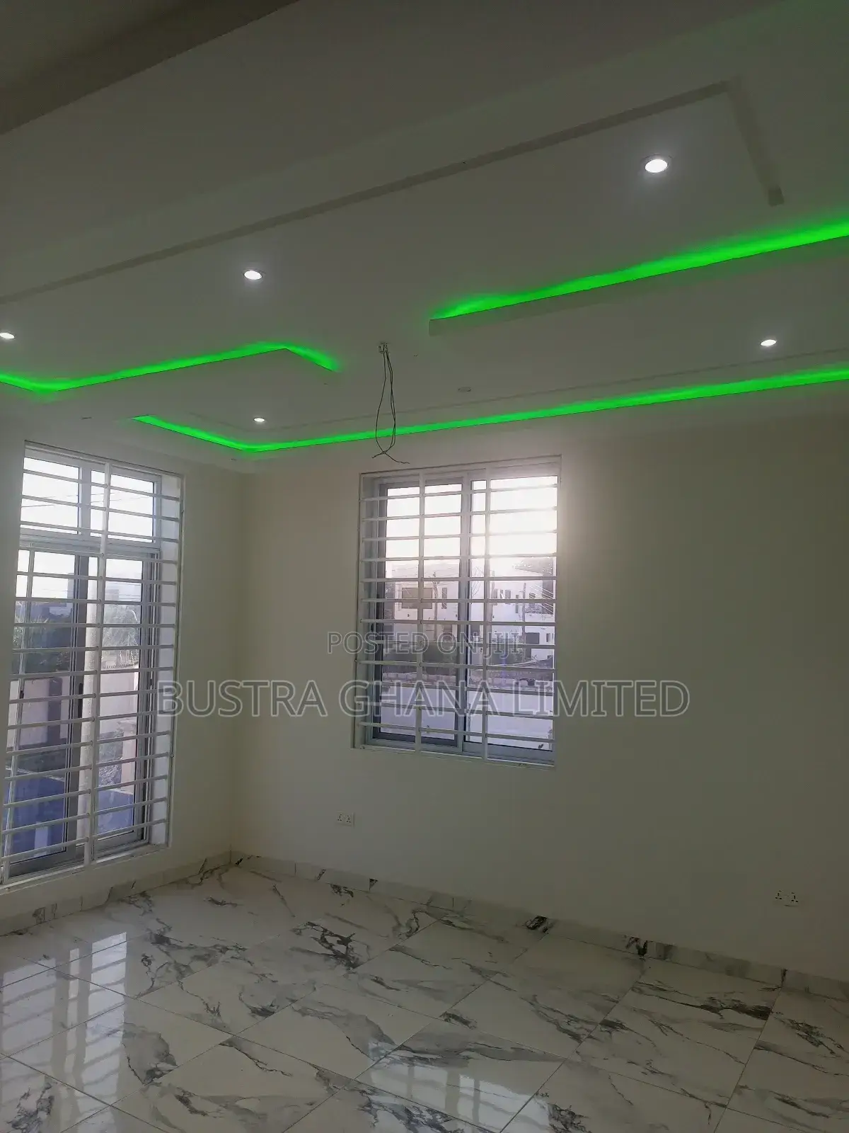 5bdrm Mansion in Sakumono Estate for sale