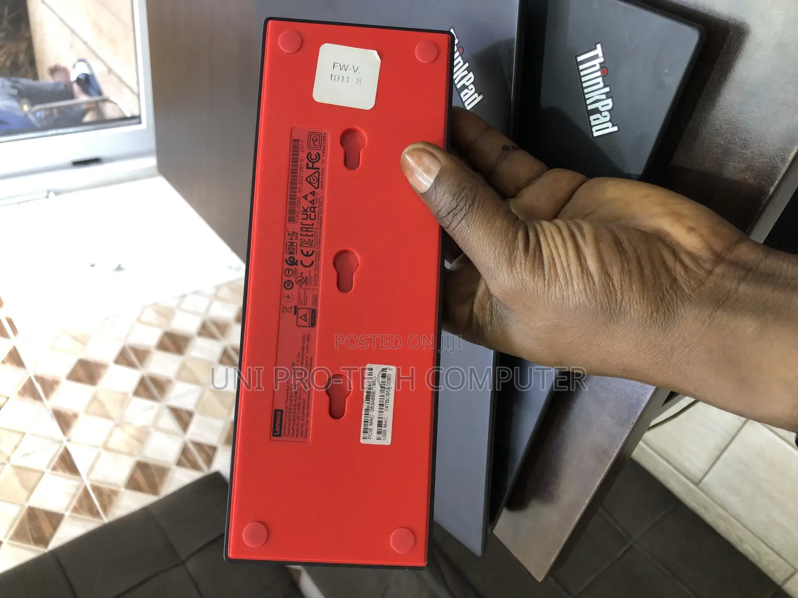 Lenovo Thinkpad Doc 4
