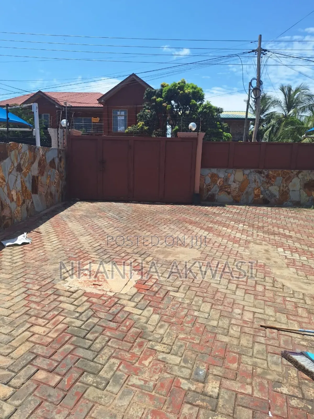 3bdrm House in Spintex, Sakumono for rent