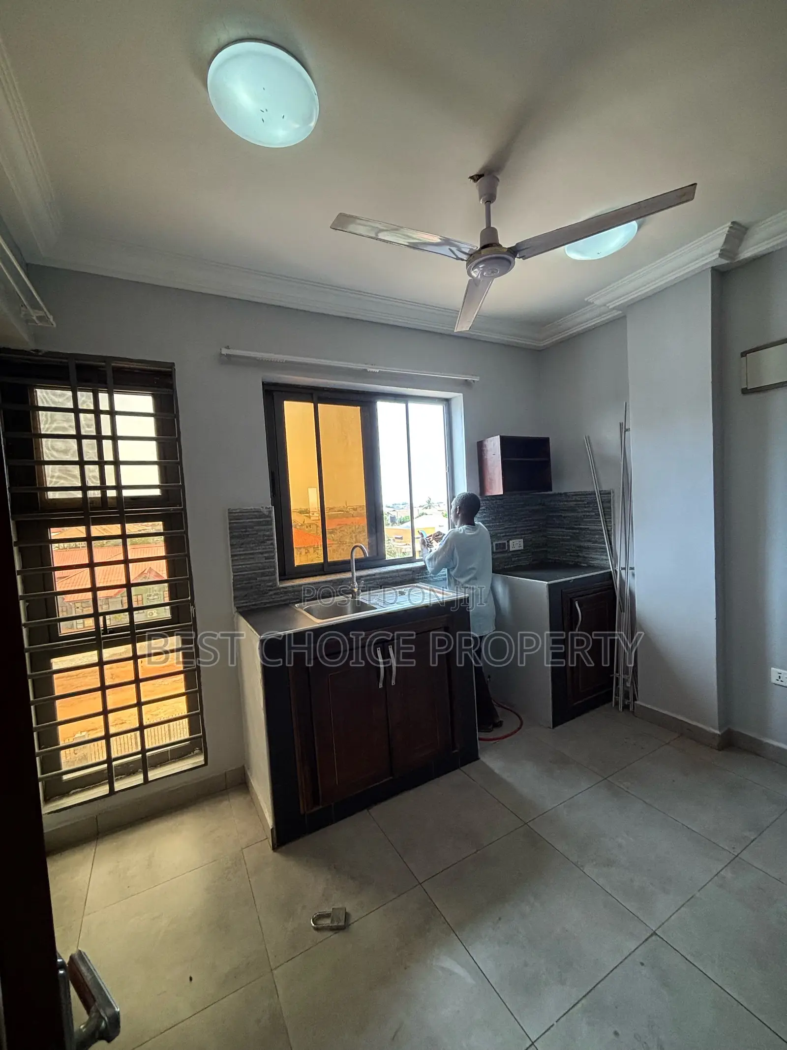 2bdrm Apartment in Community One, Lake Side Estate for rent