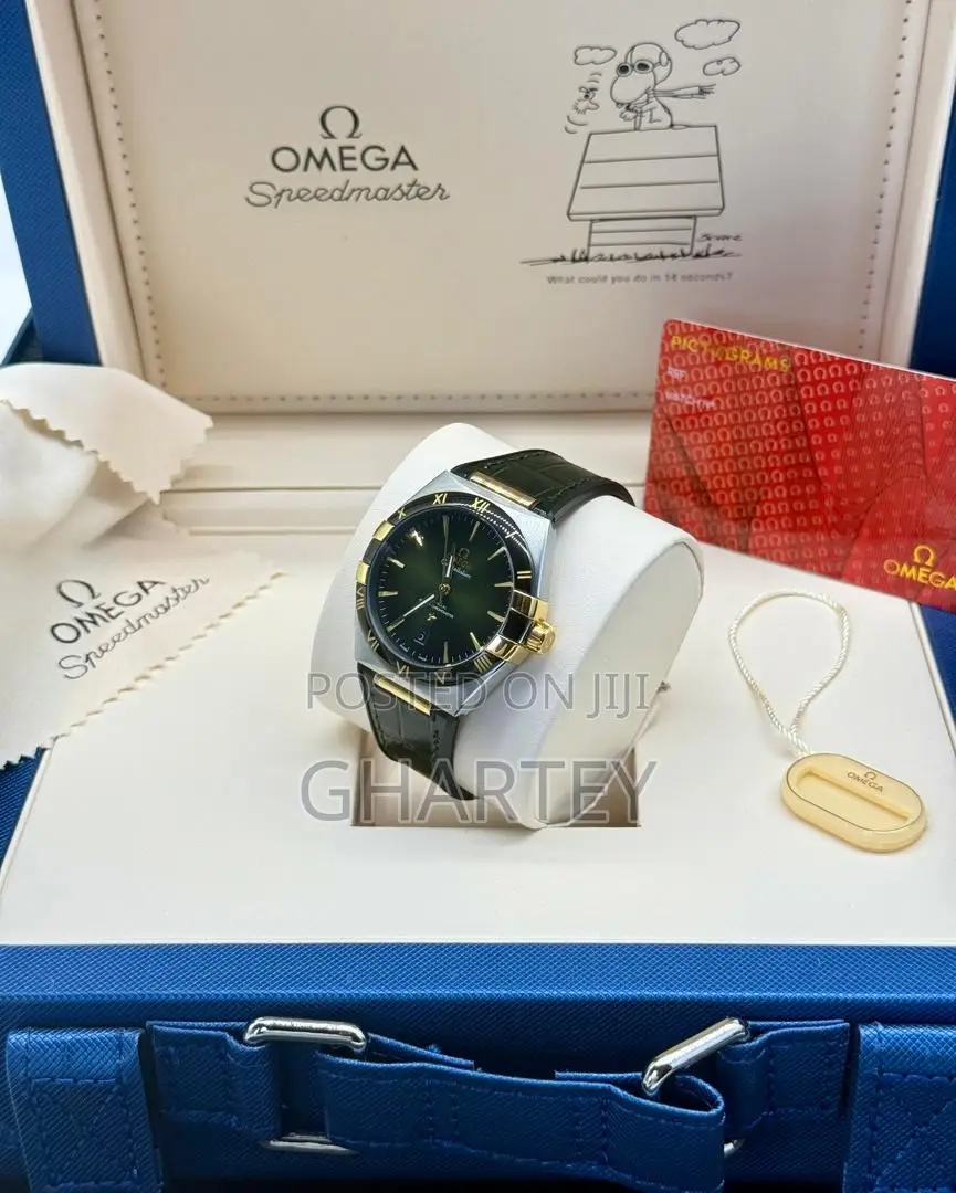 Omega Speedmaster Automatic - Elegant Timepiece