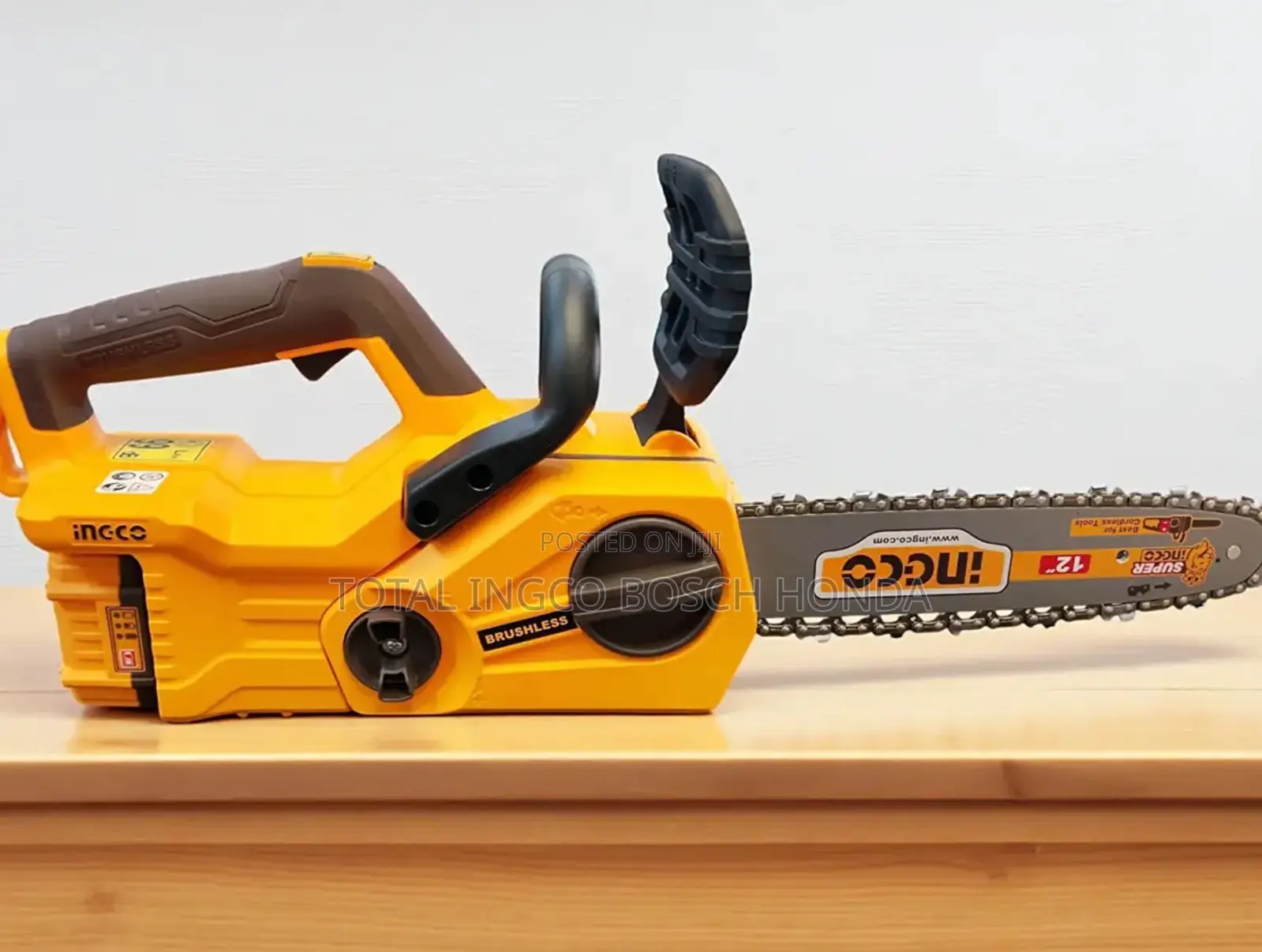 Chainsaw Cordless Type With Battery
