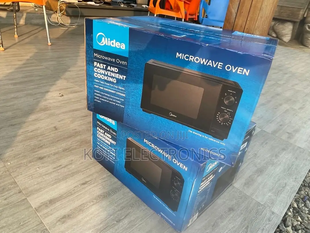 Midea Durable Manual Control Microwave Oven