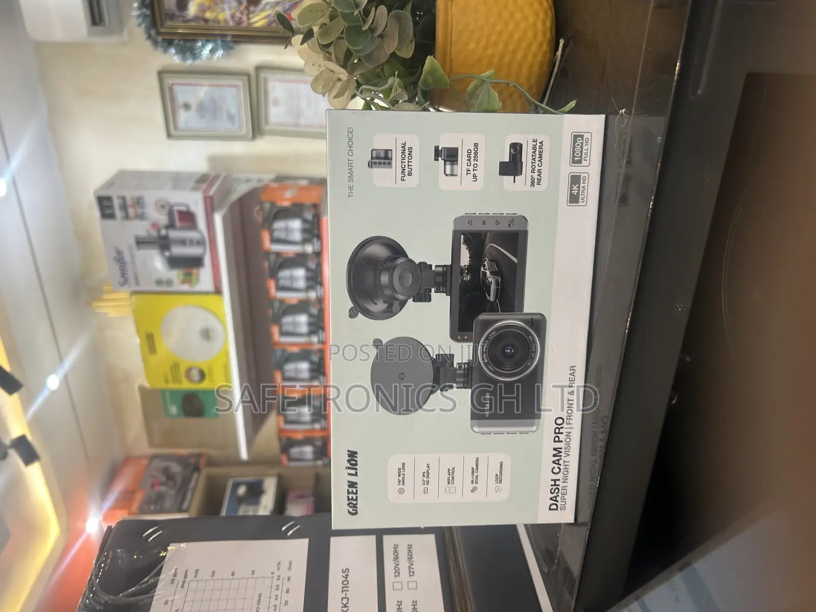Choose Long Lasting ~ Black Green Lion Dash Cam Pro