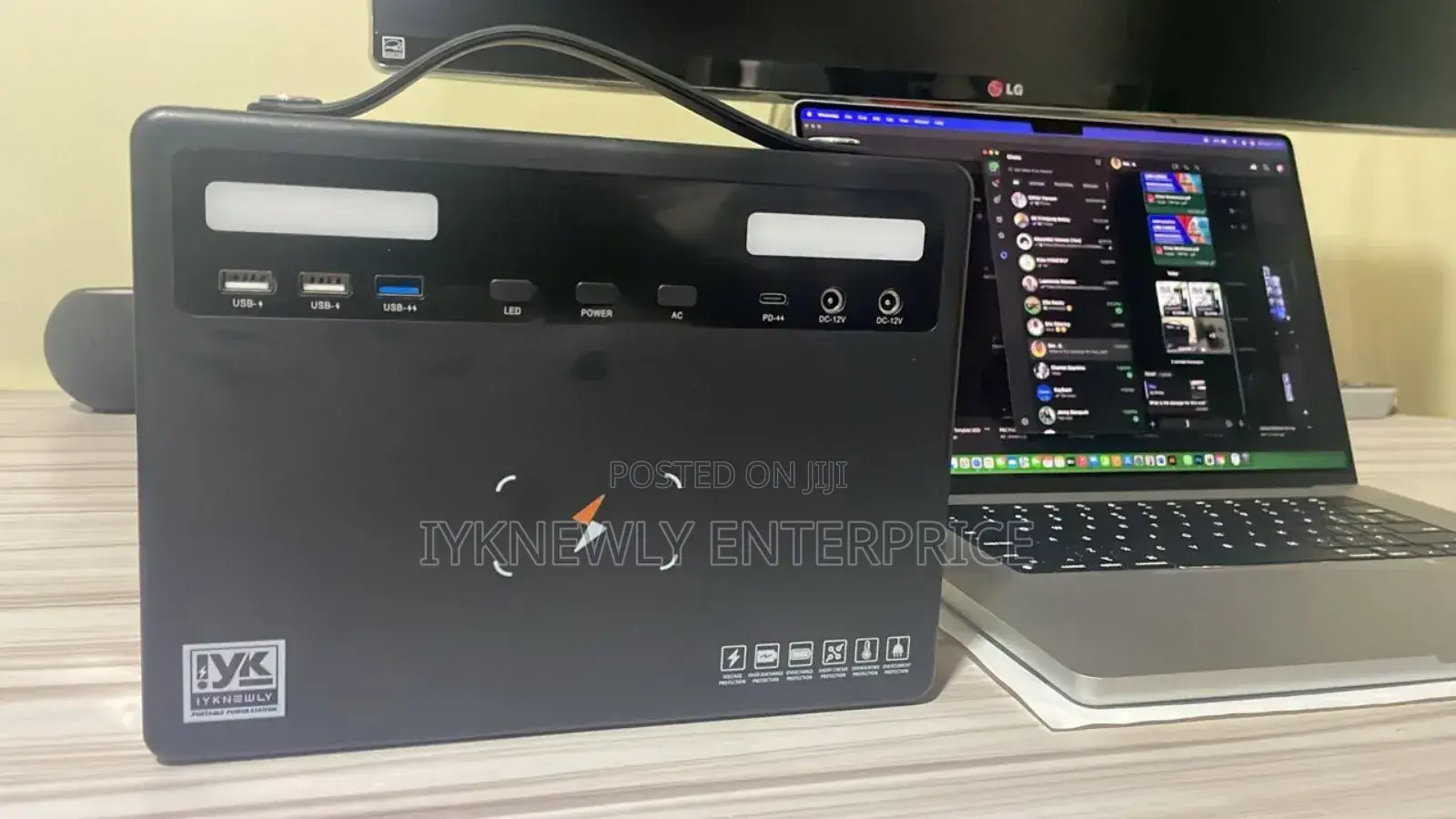 300 Watts Laptop Power Bank