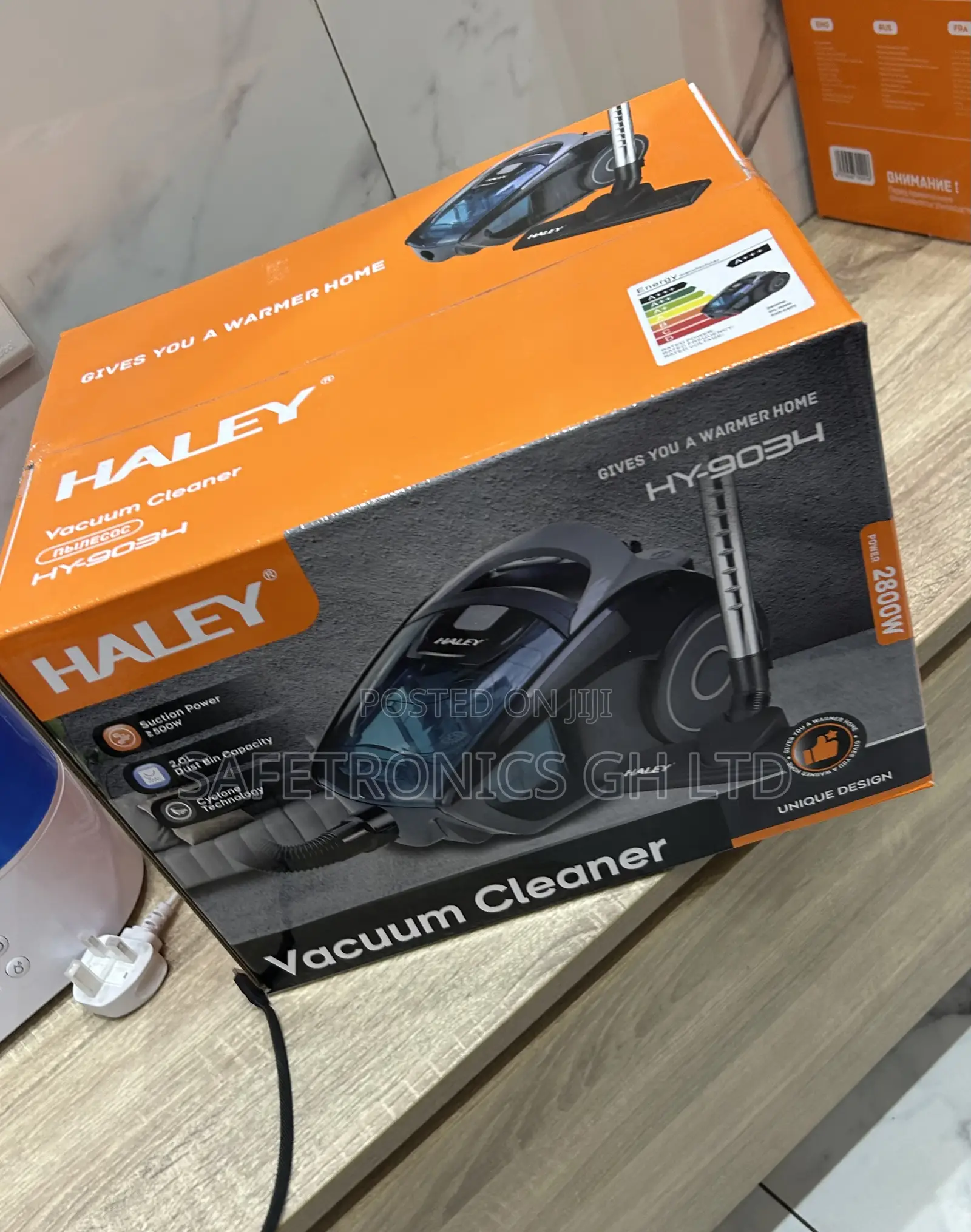 High Quality ___ 2.0 Liter 2800 Watts Haley * Vacuum Cleaner Hy-9034