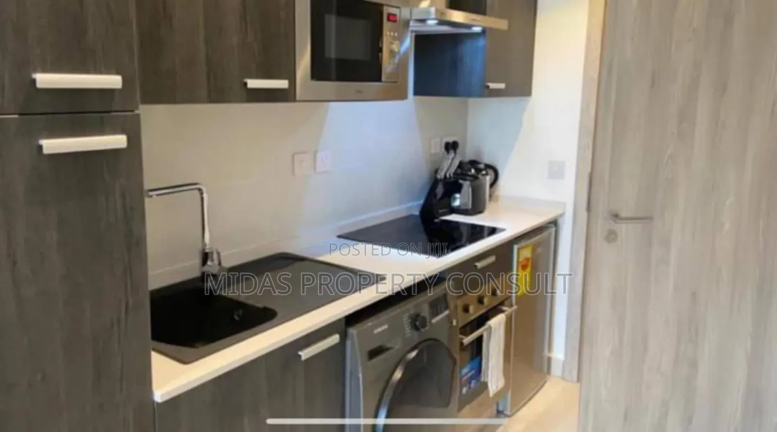 Furnished Studio Apartment in Lennox, Airport Residential Area for sale
