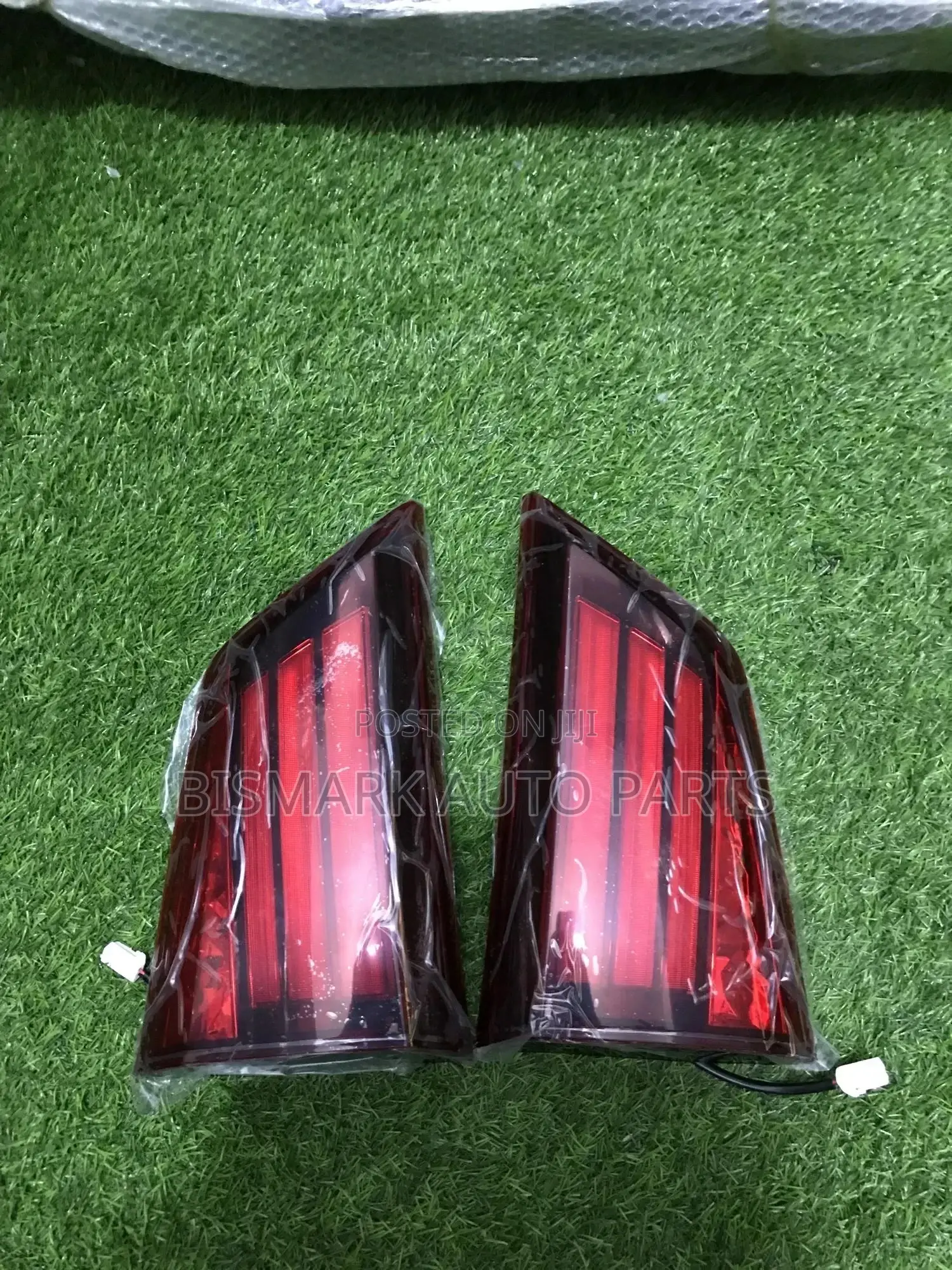 Mitsubishi Outlander 2016-2017-2018-2019-2020-2021 Boot Light Pair
