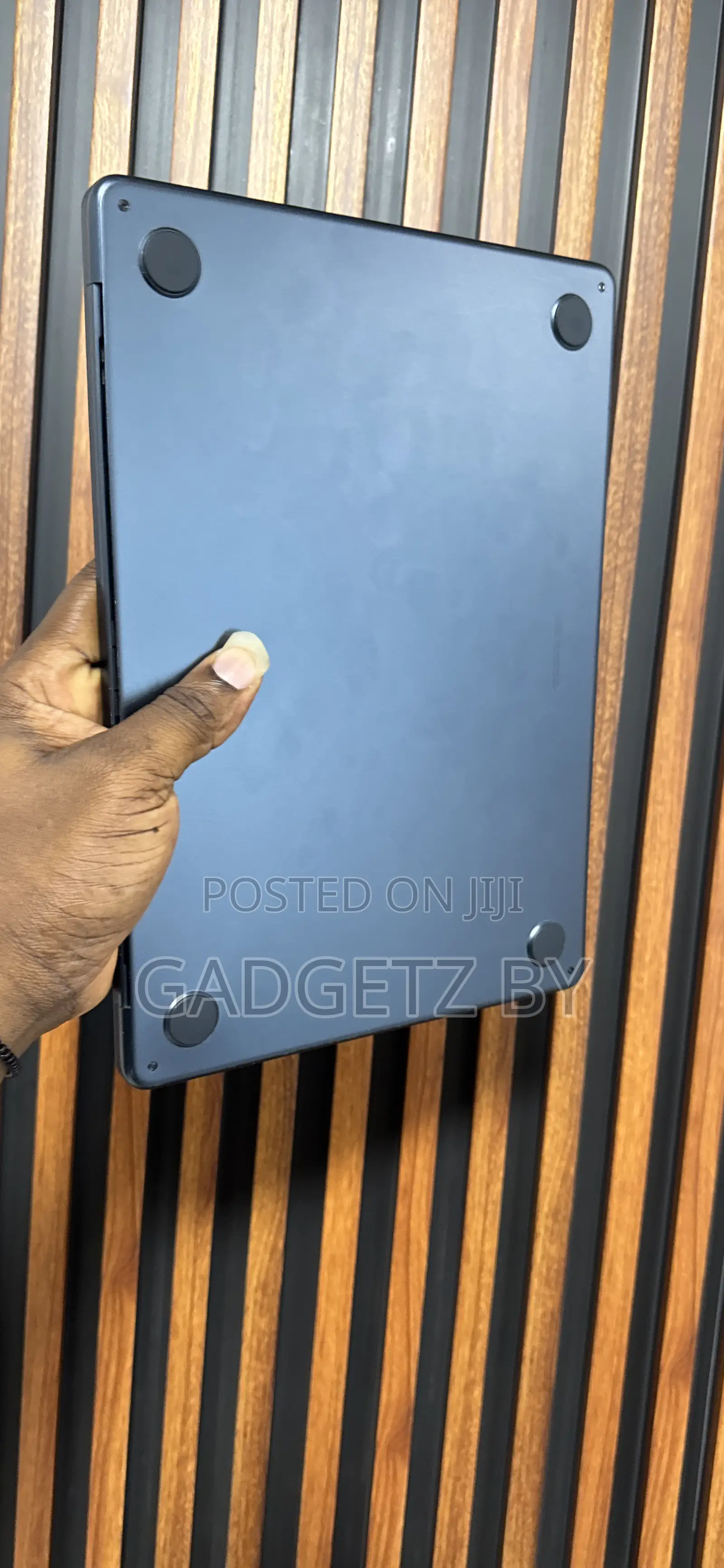 Laptop Apple MacBook Air 2022 M2 8GB Apple M2 SSD 256GB
