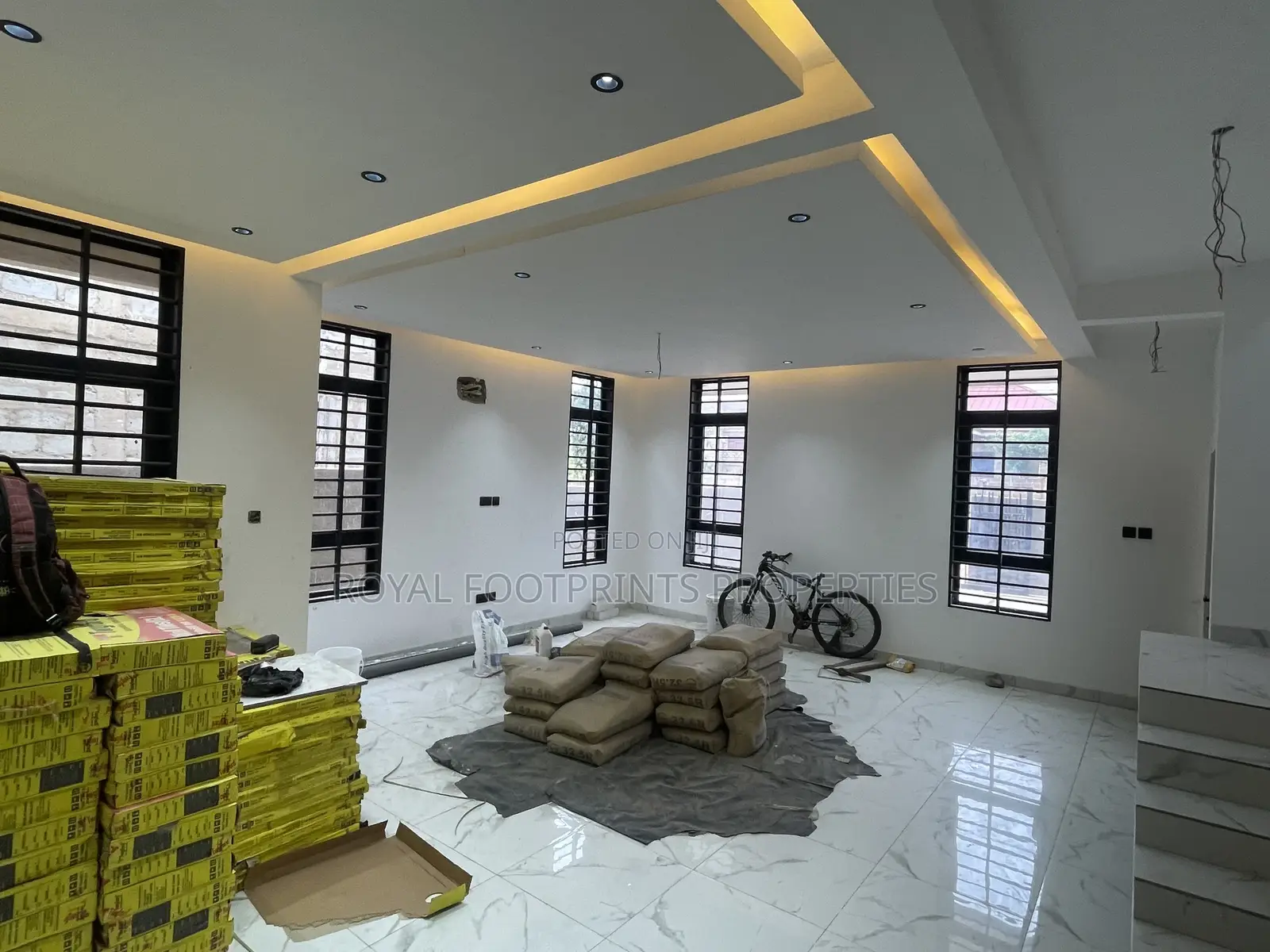 3bdrm House in Luxelooks Properties, East Legon for sale