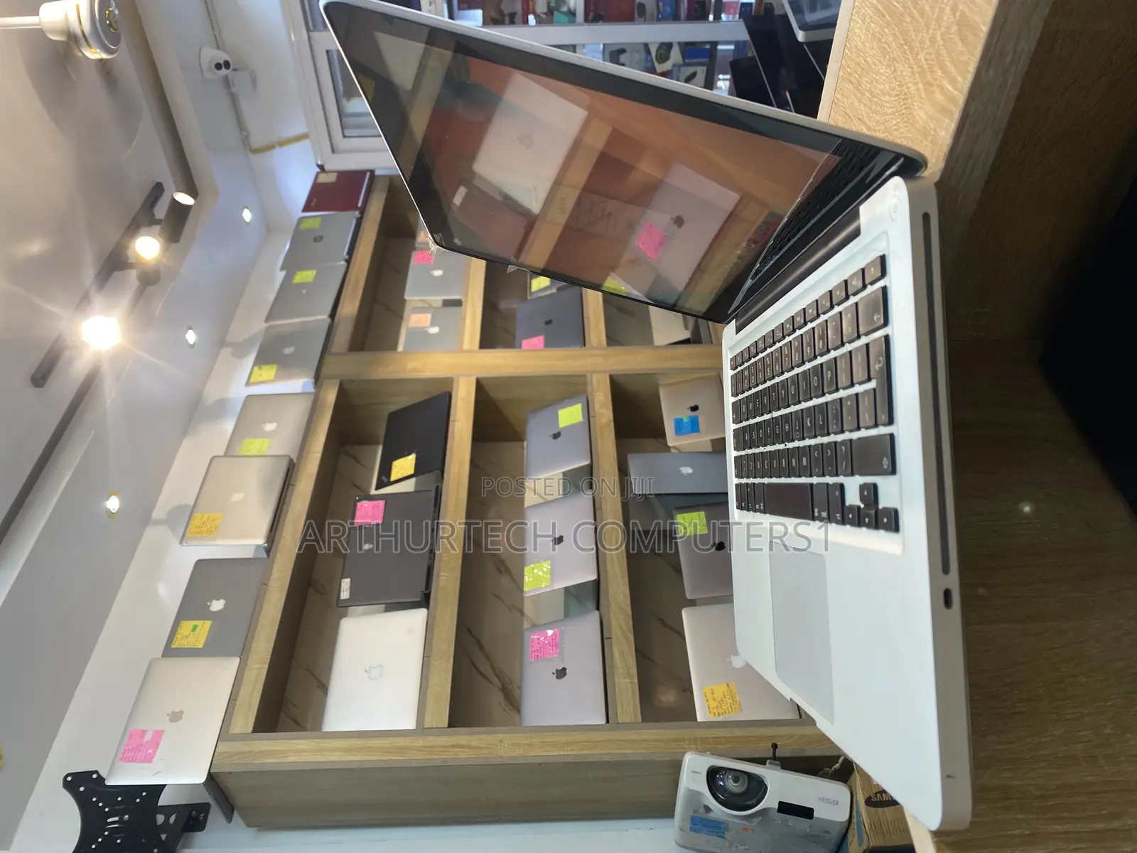 Laptop Apple MacBook 2012 8GB Intel Core I7 SSD 256GB