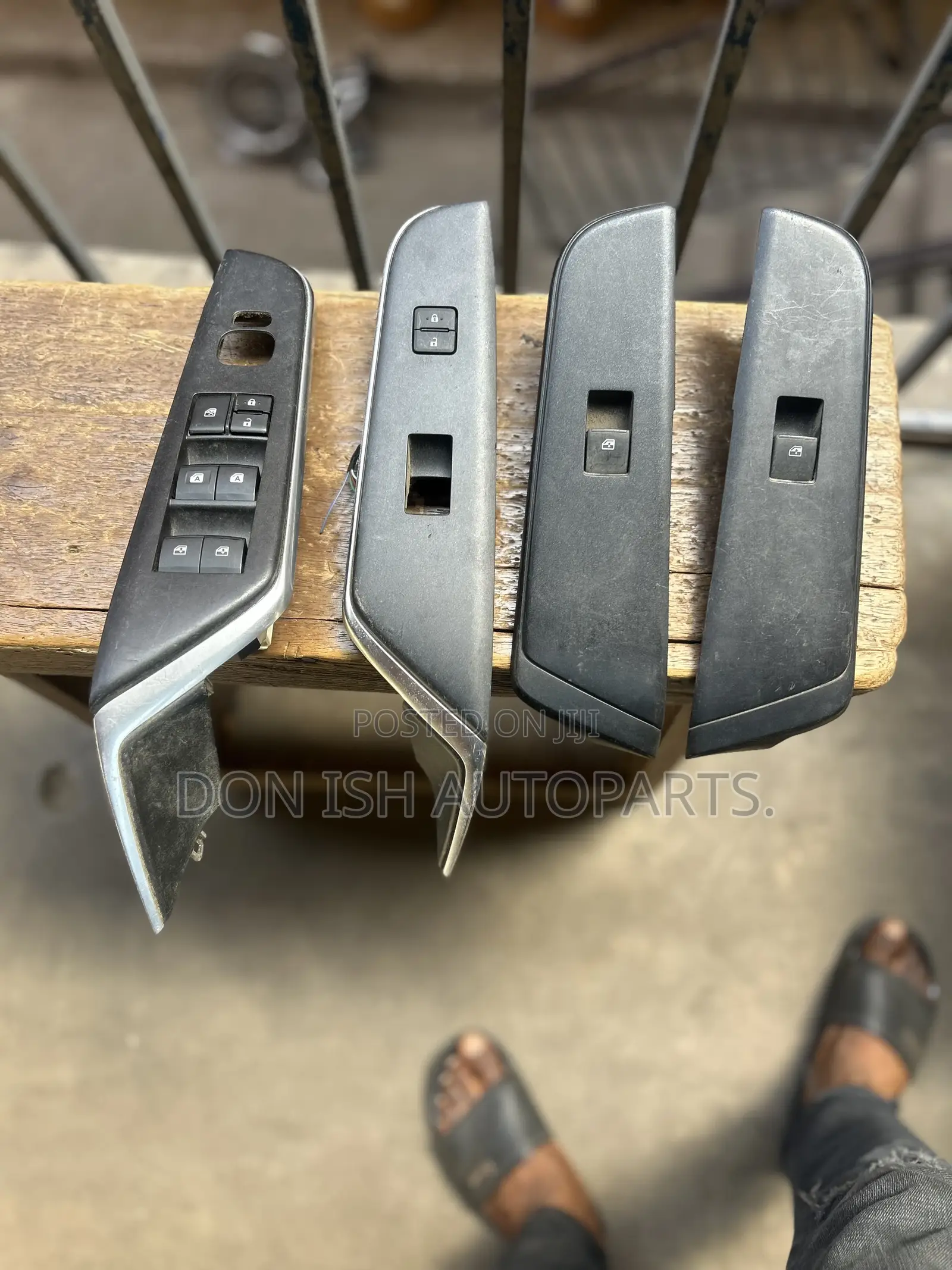 Toyota Camry Power Window Switch.