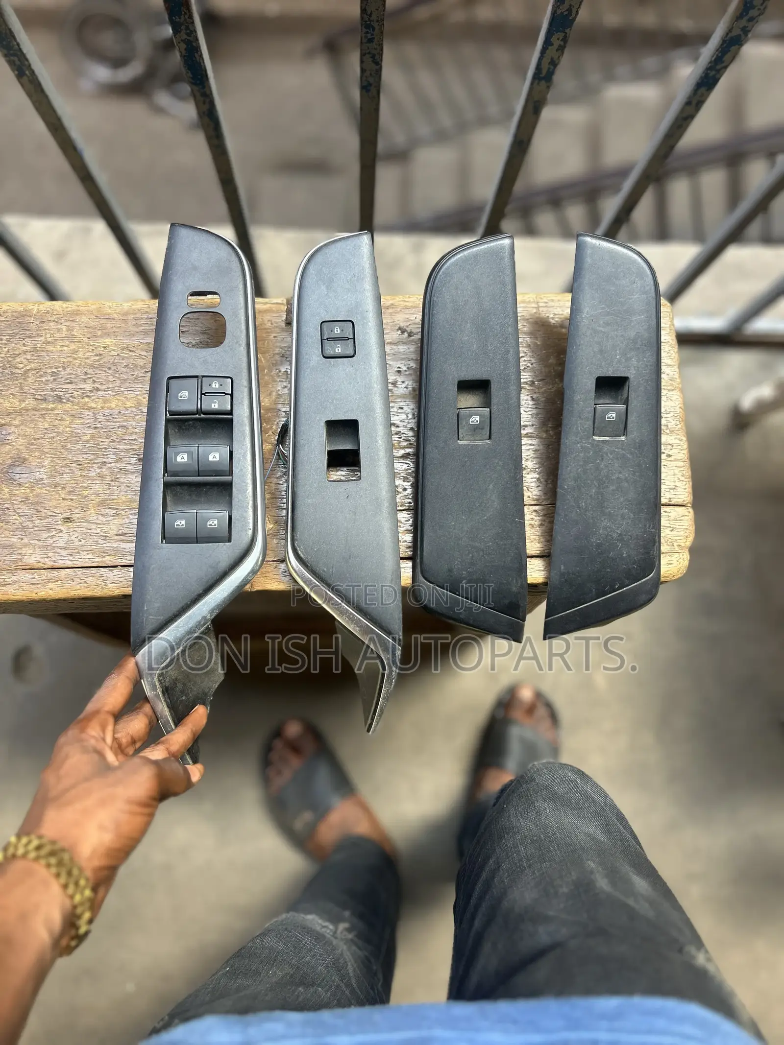 Toyota Camry Power Window Switch.