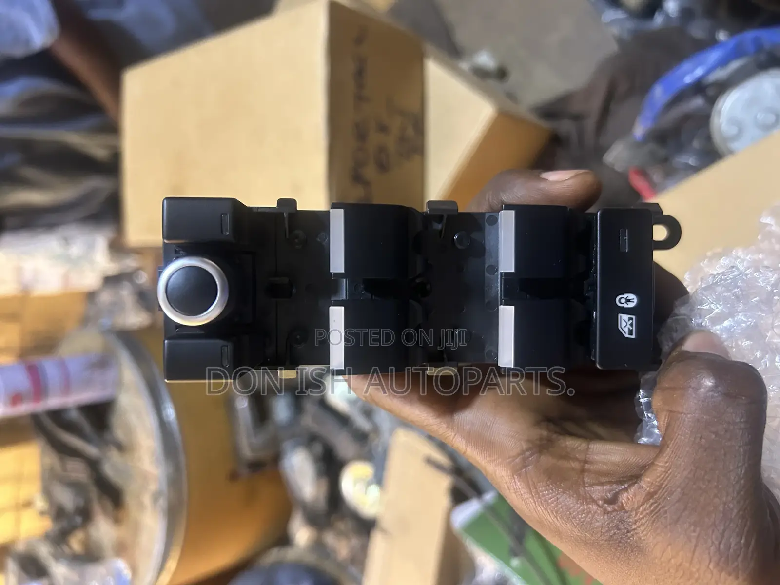 Range Rover Sports Master Door Switch