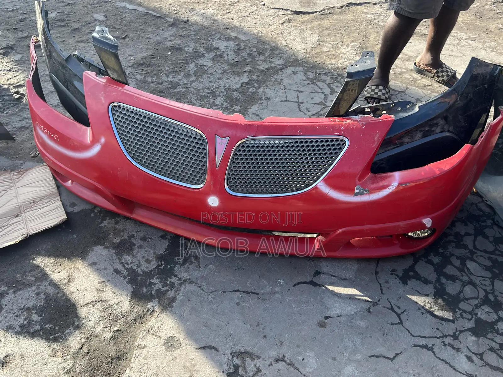 Pontiac Vibe 2005 Front Bumper Complete